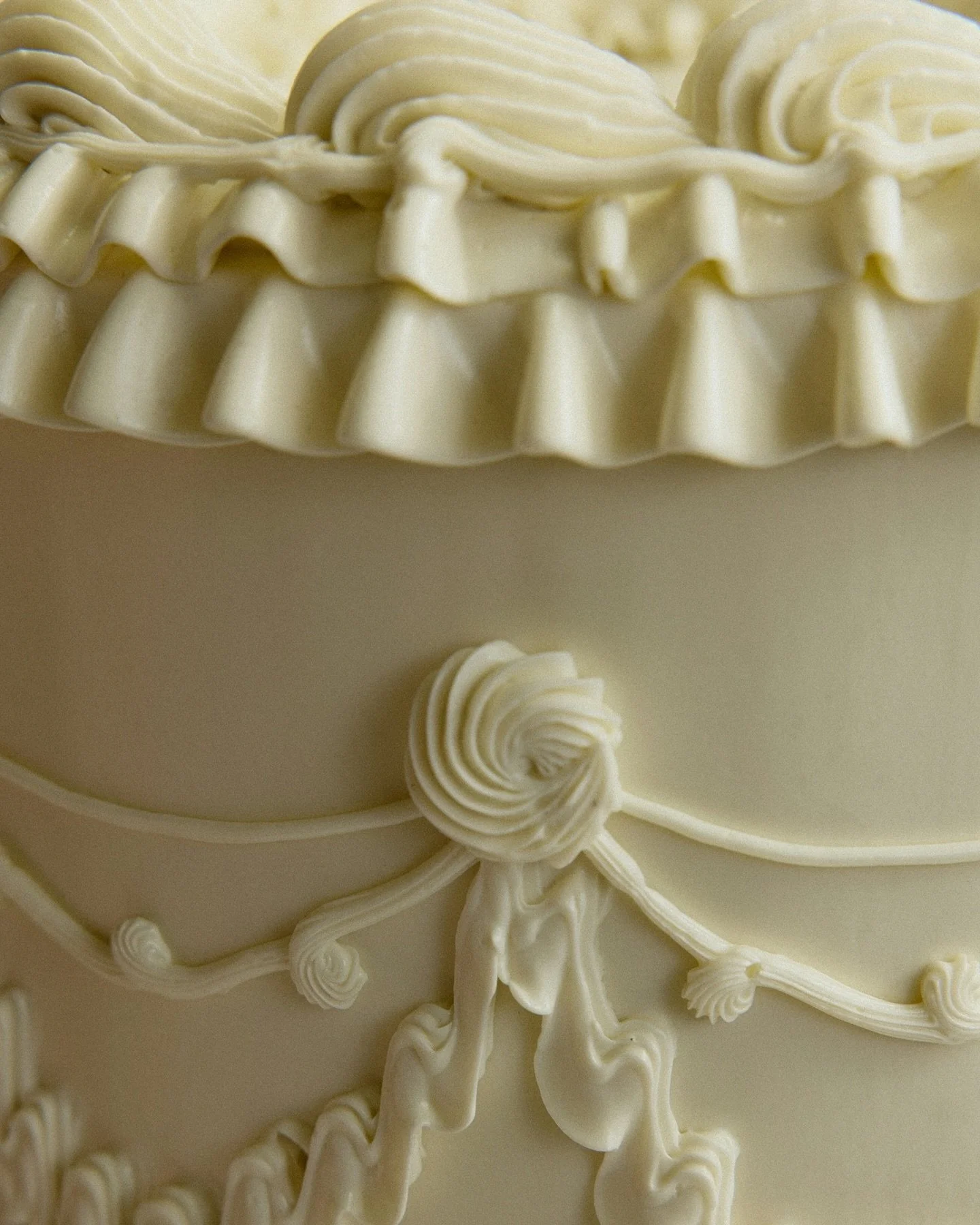 From intimate elopement dinners to high volume weddings, our approach remains the same: create intentional menus, provide thoughtful service, and honor the details that truly shape each experience. Reach out to us about your elopement, microwedding, 