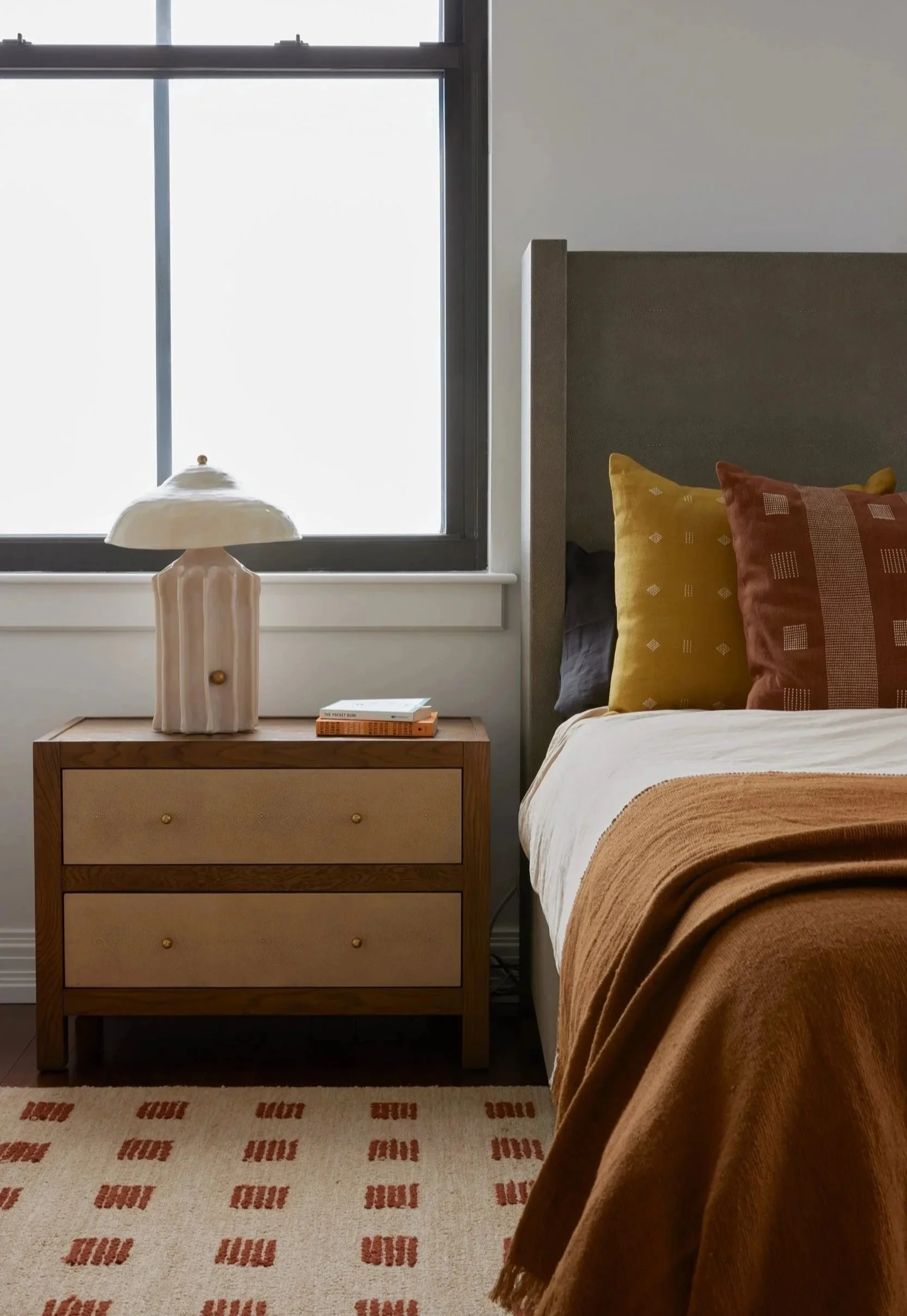 Alexandra%2BRowley__ARowley_IsabellaCarlucciArchitecture_OneHanson_2609_PrimaryBedroom_Bedside_ret_v2.jpg