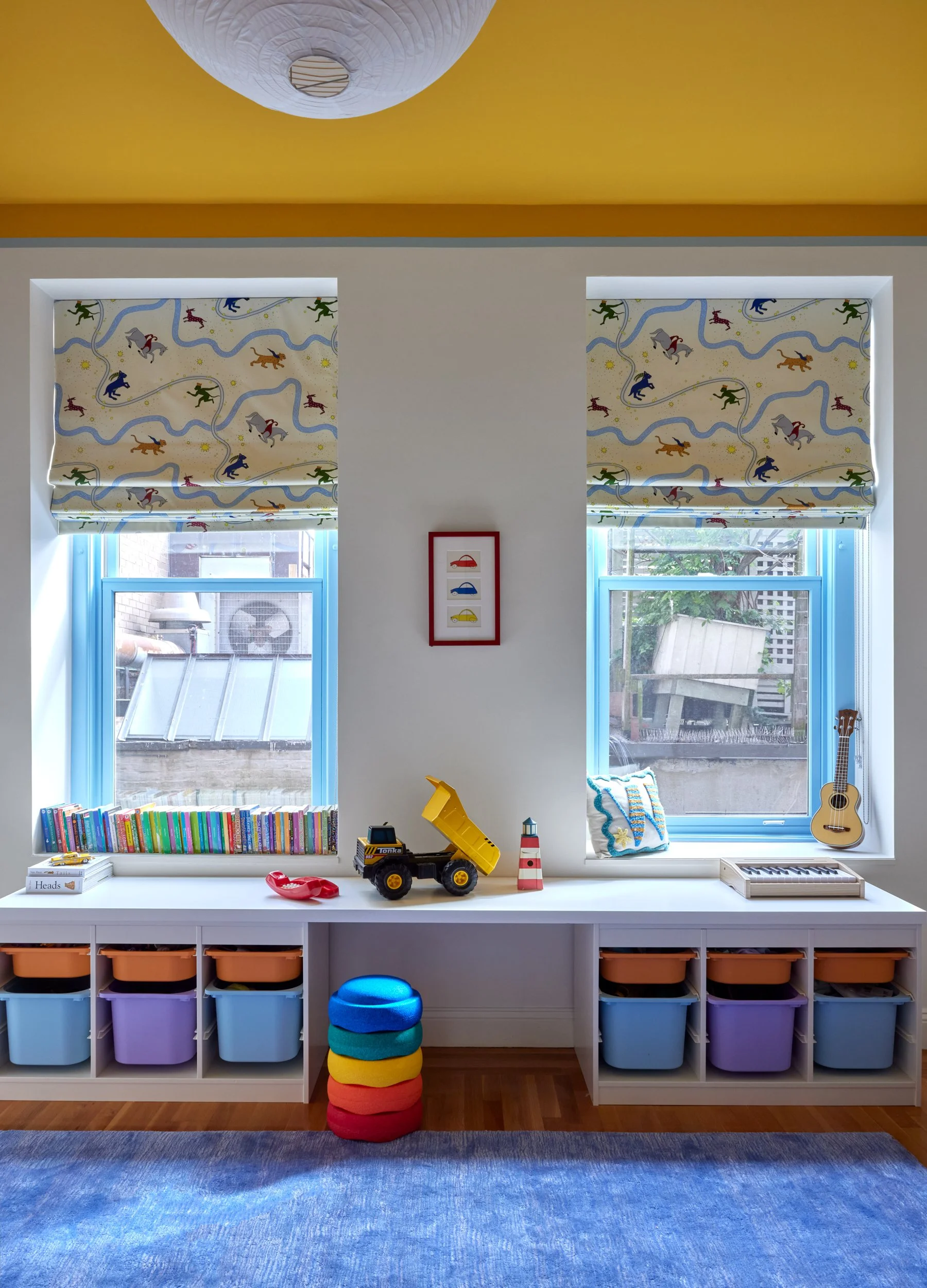 ARowley_IsabellaCarlucciArch_30West13thSt_0355_KidsRoom_Windows_CarArt_Mid_retAR2.jpg