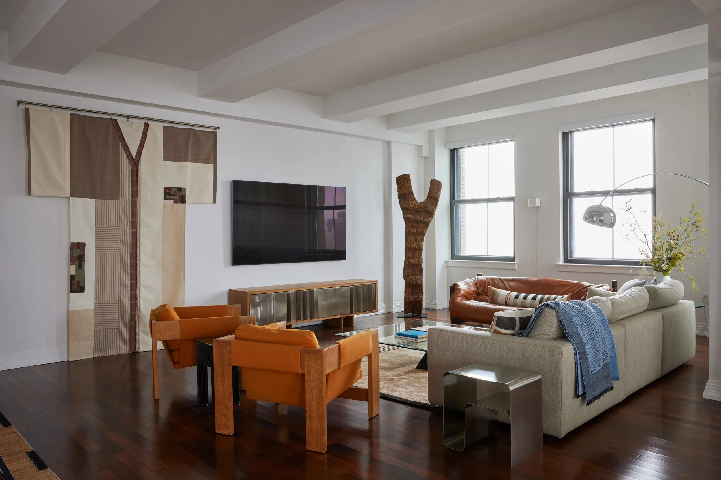 Alexandra Rowley__ARowley_IsabellaCarlucciArchitecture_OneHanson_2501_LivingRoom_ret2.jpg