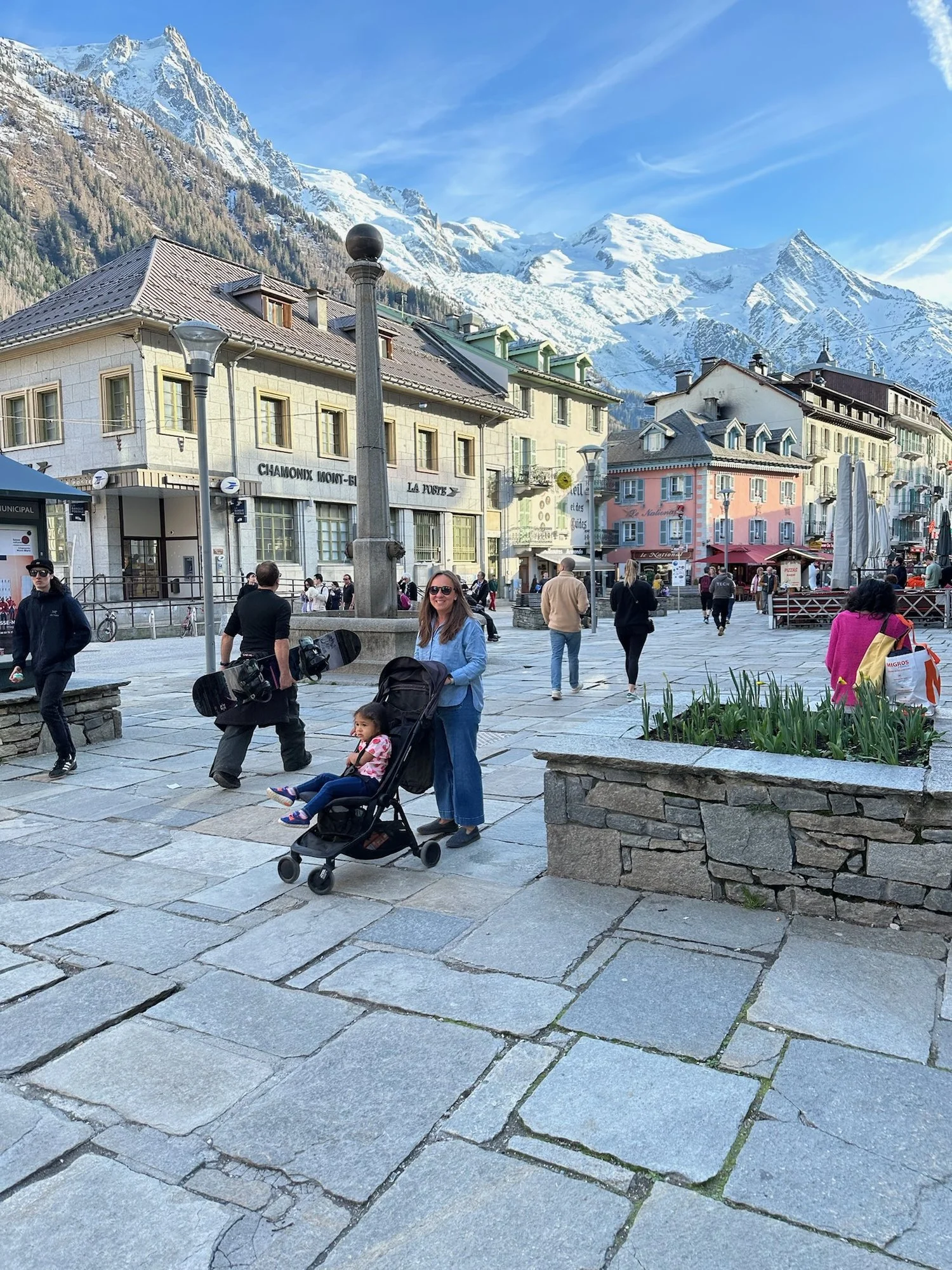 chamonix-town-square-mont-blanc.jpg