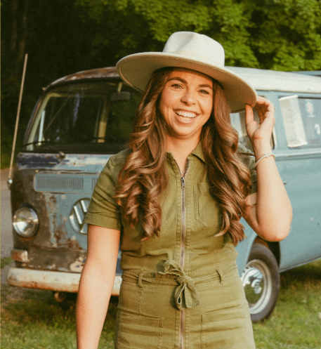 Leading Ladies: Ali Raymer