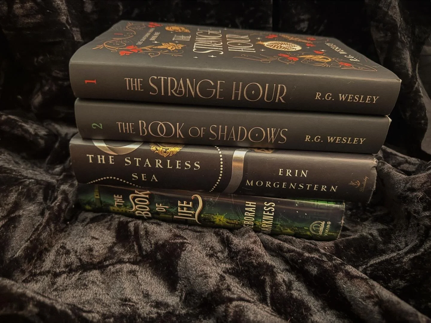 Just a pretty picture of some books 🫶🏻

It&rsquo;s never too early to start thinking about gifting your friends and family books from indie authors 🖤

Especially if they like Supernatural X Buffy-coded romantasies with demons, demon hunters, and g