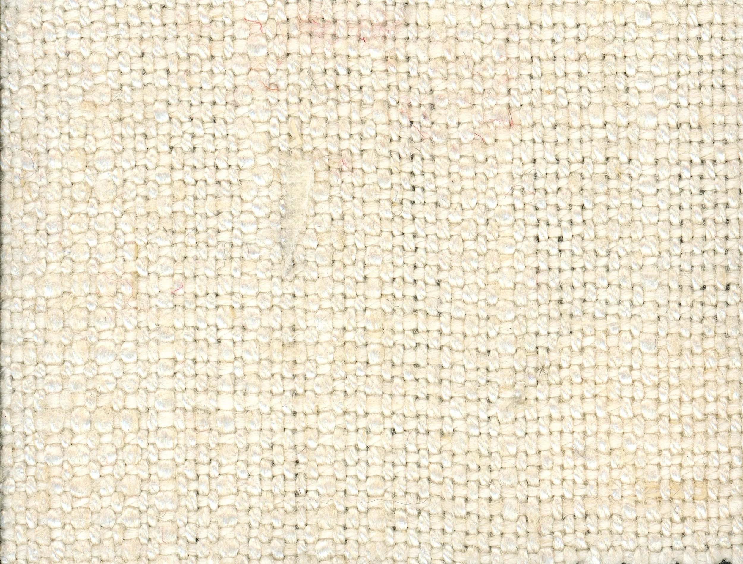 028