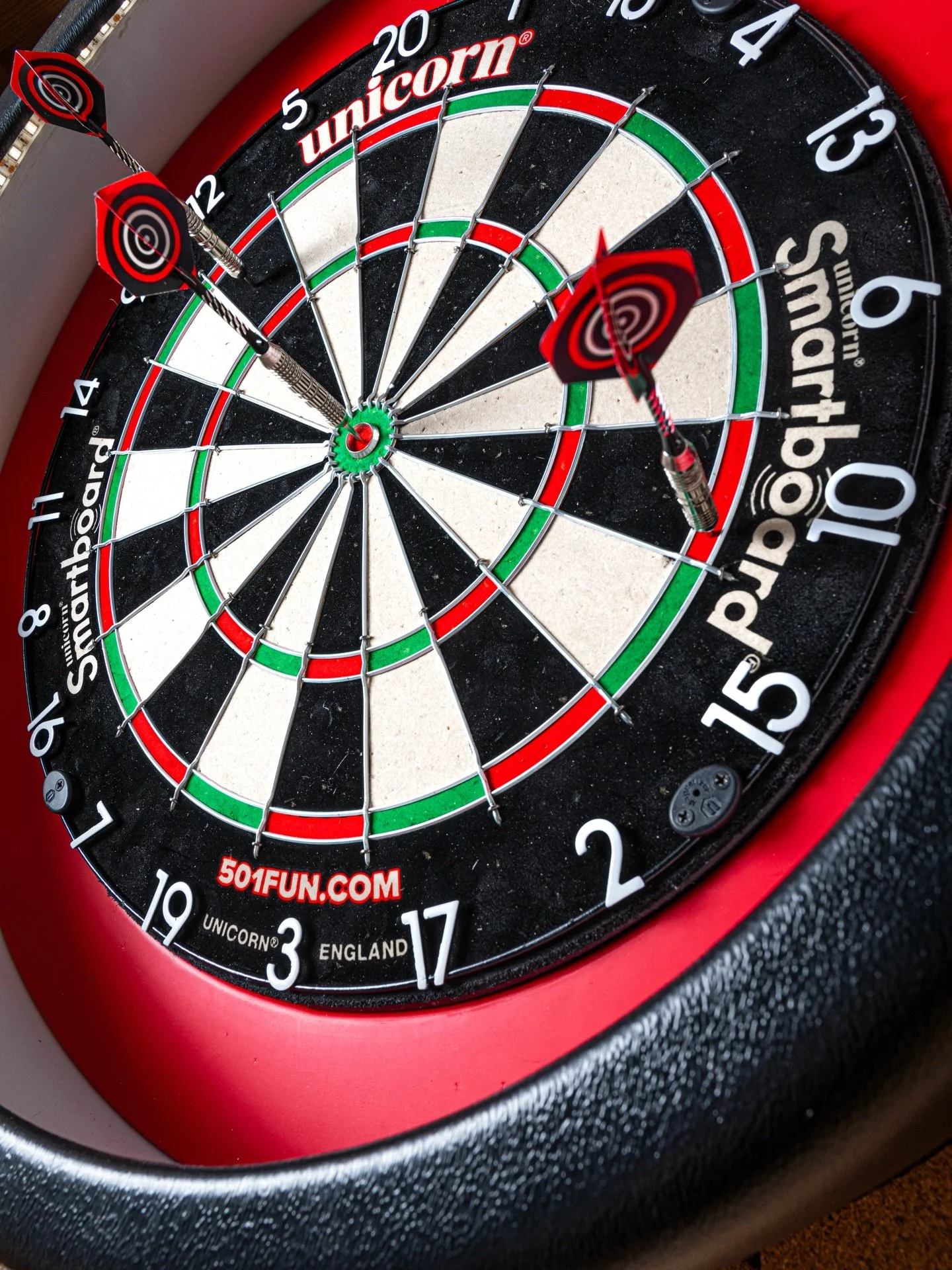 &pound;5 DARTS 🎯 

Join us tonight from 6pm and pay just &pound;5 to play as much darts as you like!

Each &pound;5 will go to @waggytailsrescue 🐾 

Don&rsquo;t forget, it&rsquo;s also Rib Night tonight 👀