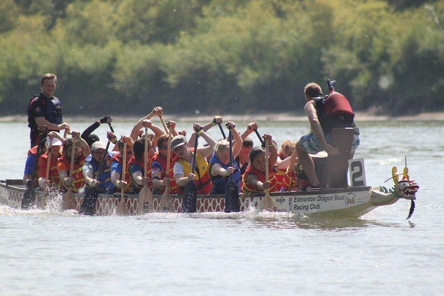 dragon boat.jpg
