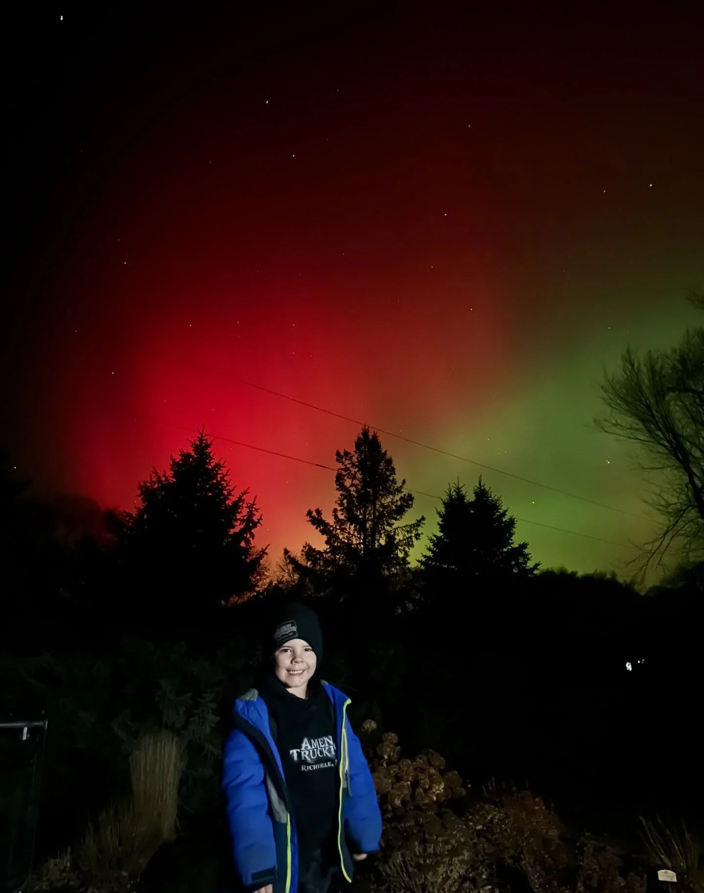 Our first time ever witnessing the Northern Lights and it definitely did not disappoint 😍 I told Braxton to hurry up and get outside because the sky was colorful and he said &ldquo;Oh for dang, I forgot that was tonight&rdquo; 🤣❤️💚 Thanks for the 