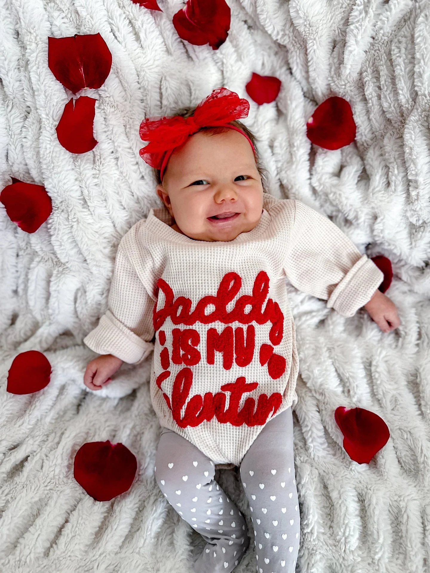Happy love day from our adorable little Valentines ❤️ Miss Briar spoiled mommy with the sweetest smile while taking pictures 🥹 I couldn&rsquo;t believe I actually caught it on camera!! And our wild boys actually cooperated for once 😅🙏🏻❤️

Mr. Val