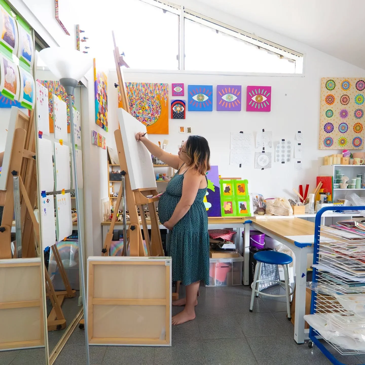 Entering into week 30 on this journey🌻

Though I'm being put through the wringer, I'm so grateful for this blessing and being able to finally carry a life within my womb... 

To be gifted the opportunity to be a mother... 

To experience this whole 