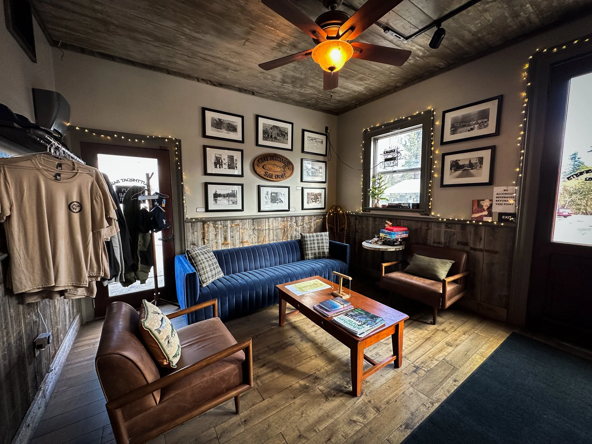 Cutthroat Tavern Interiors-22.jpg