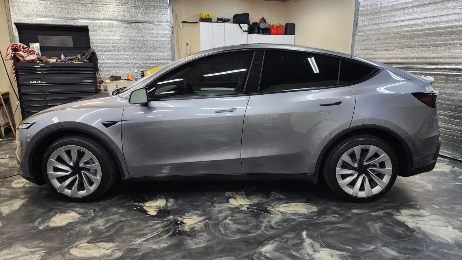 Tesla Model Y 10.jpg
