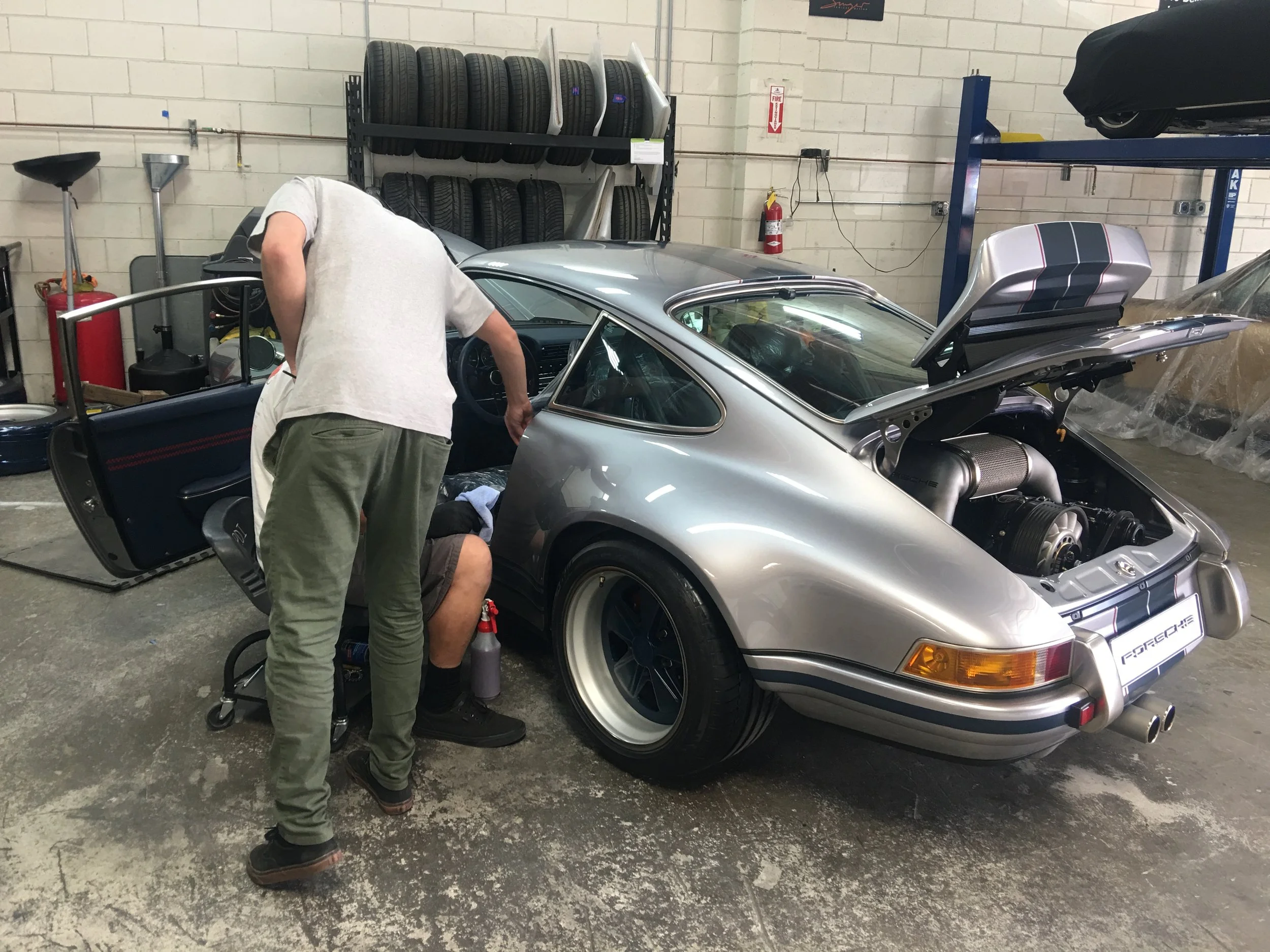 Singer Vehicle Design’s reimagined Porsche 964 - 18.JPG