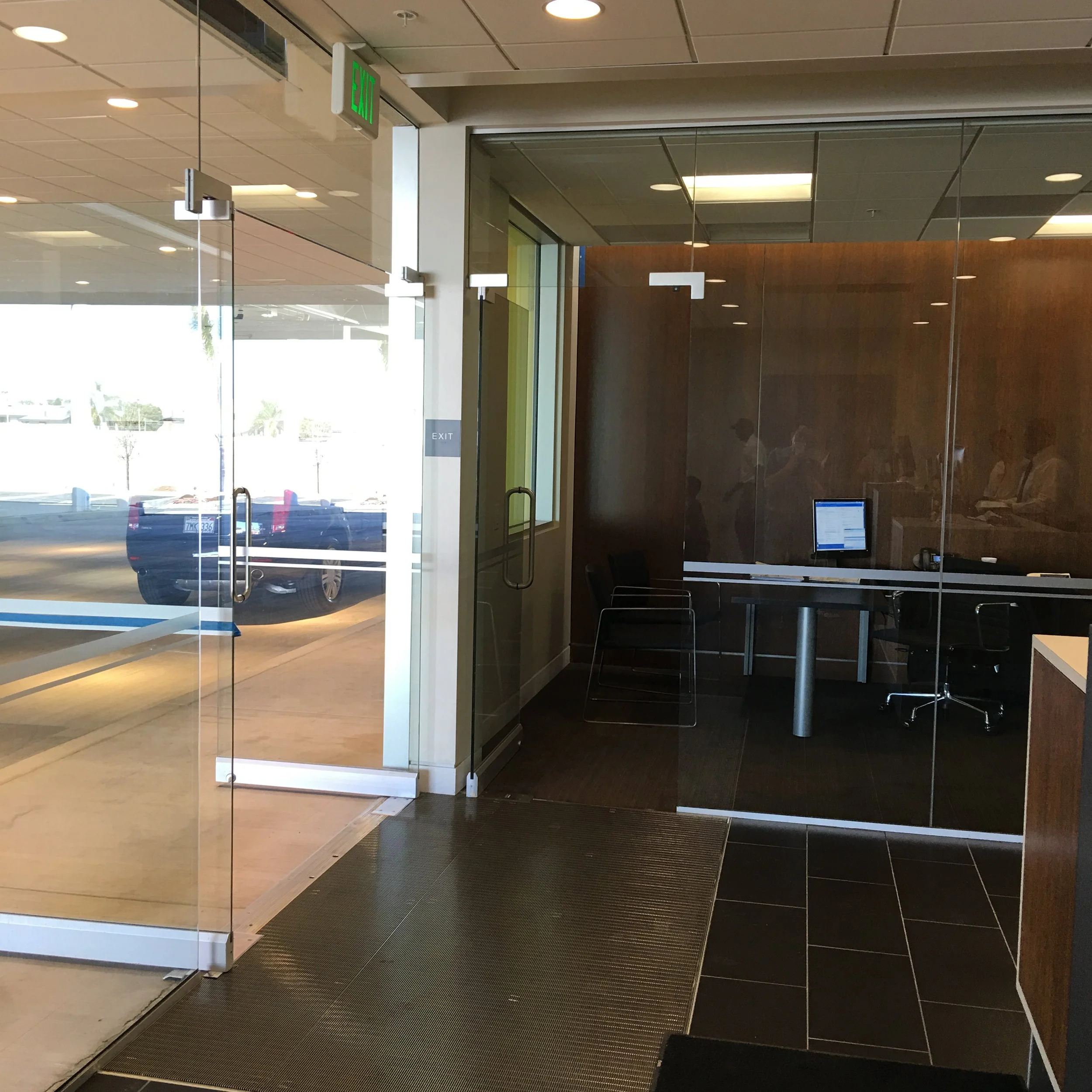 GMC Suburban Deco 30.JPG