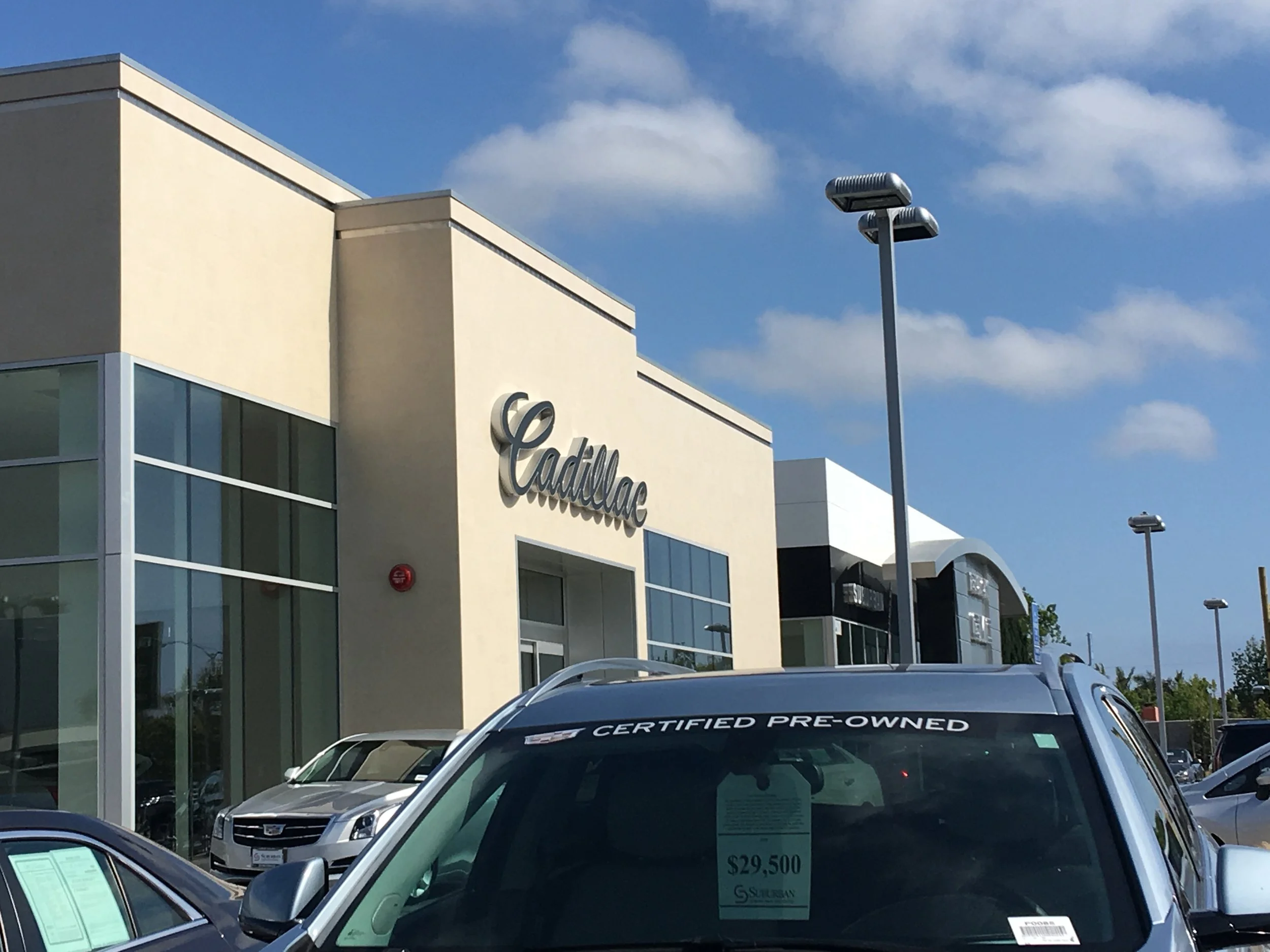 GMC Suburban Arch 13.JPG