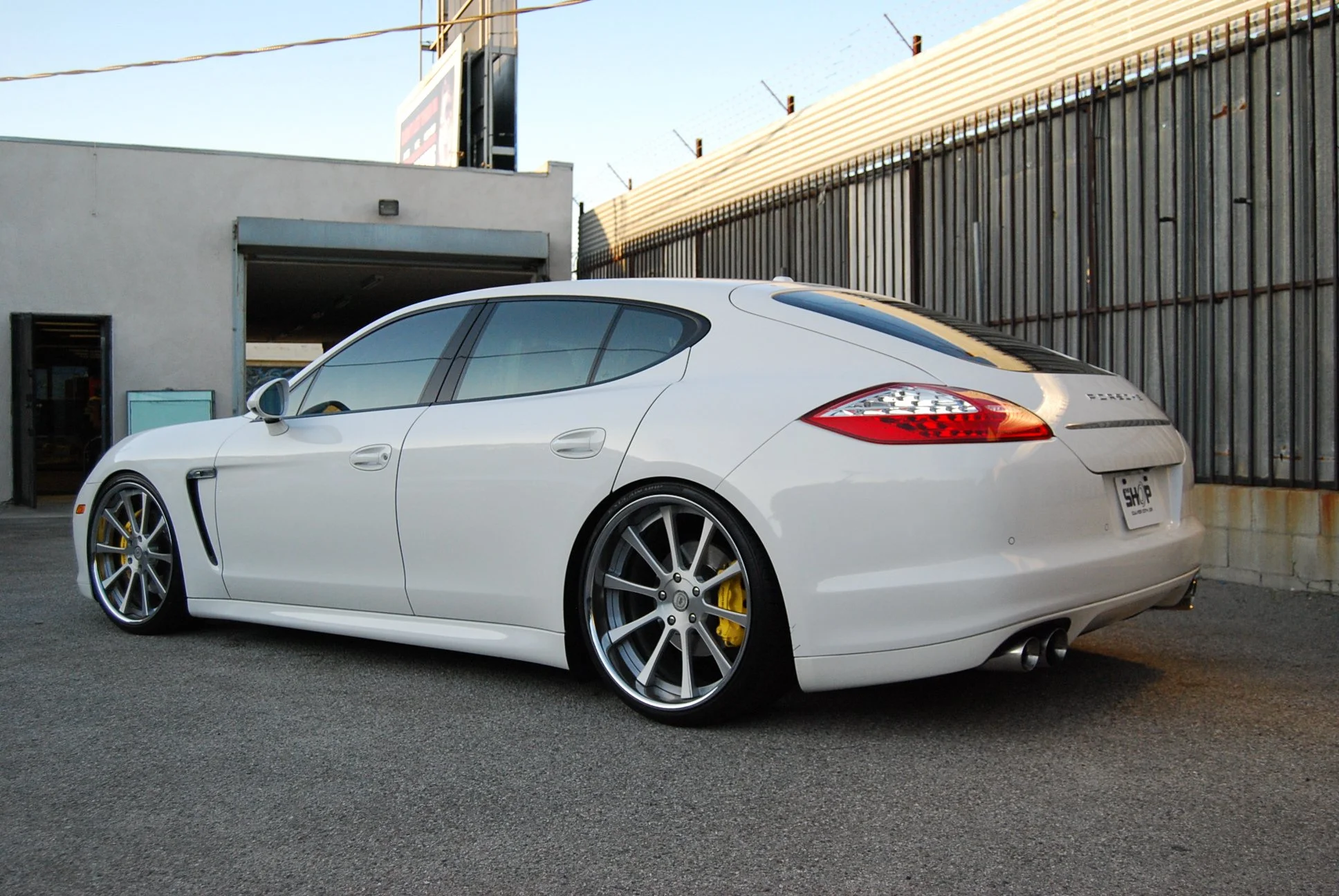 Porsche Panamera 2.JPG