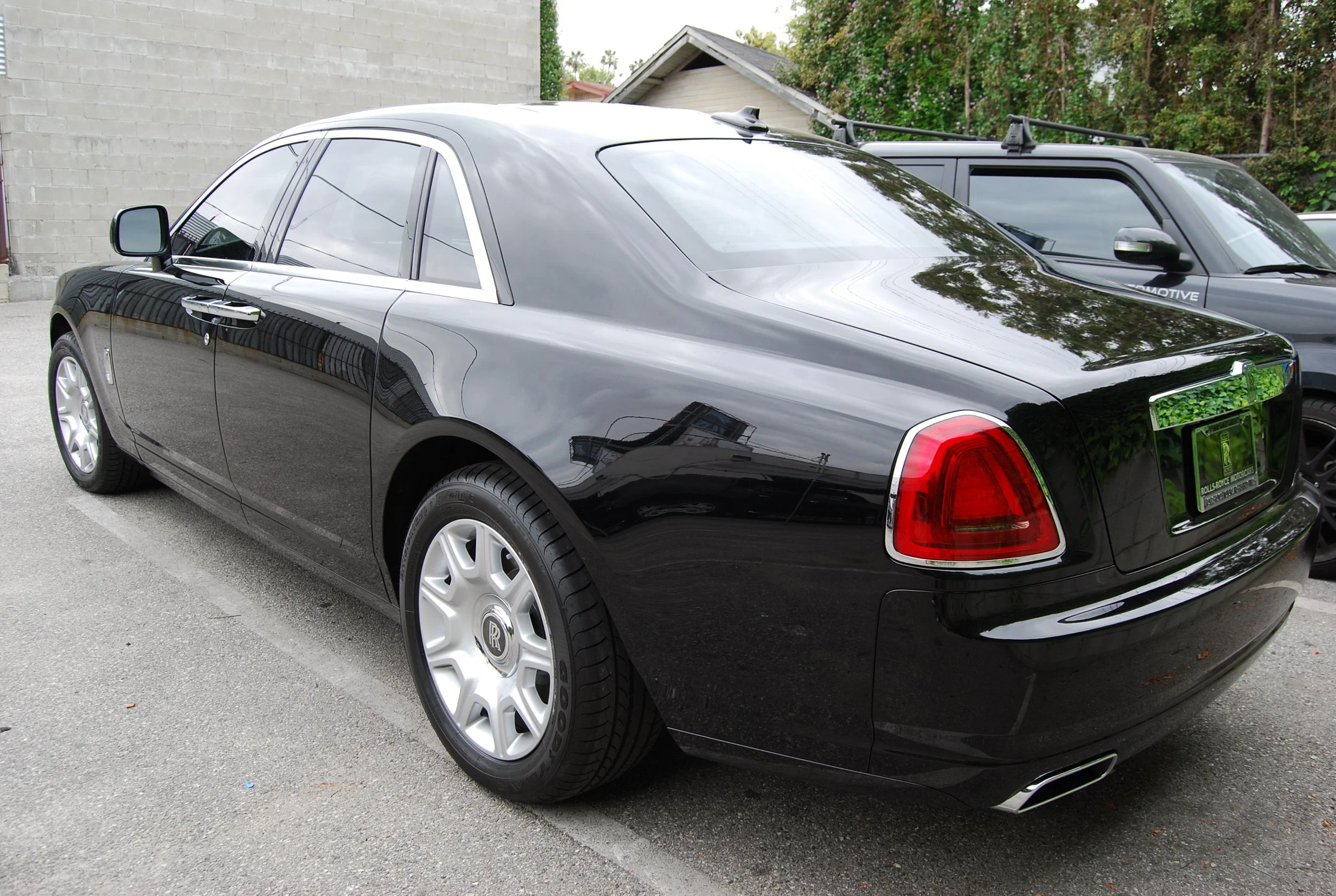 Rolls Royce 2 - Phantom 60 40.JPG