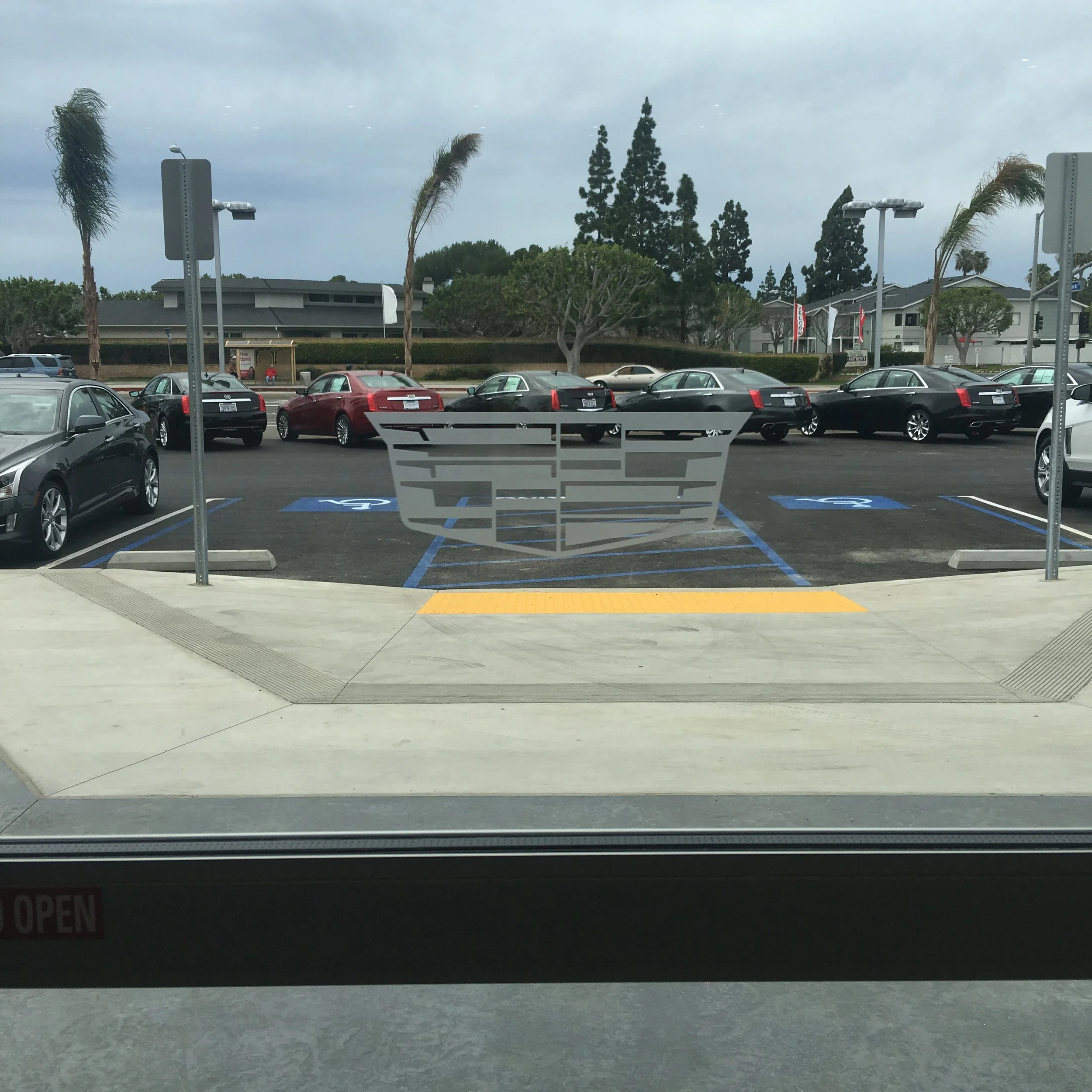 GMC Suburban Deco 4.JPG