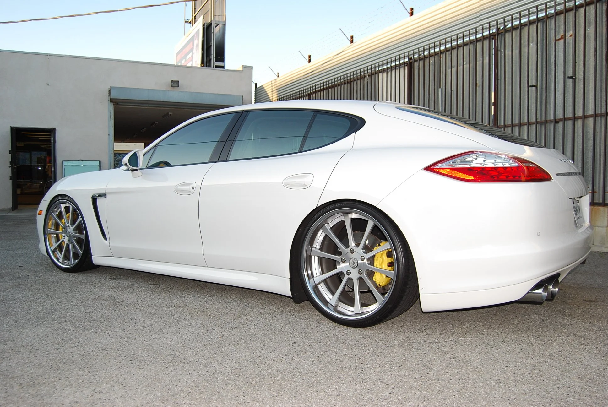 Porsche Panamera 10.JPG