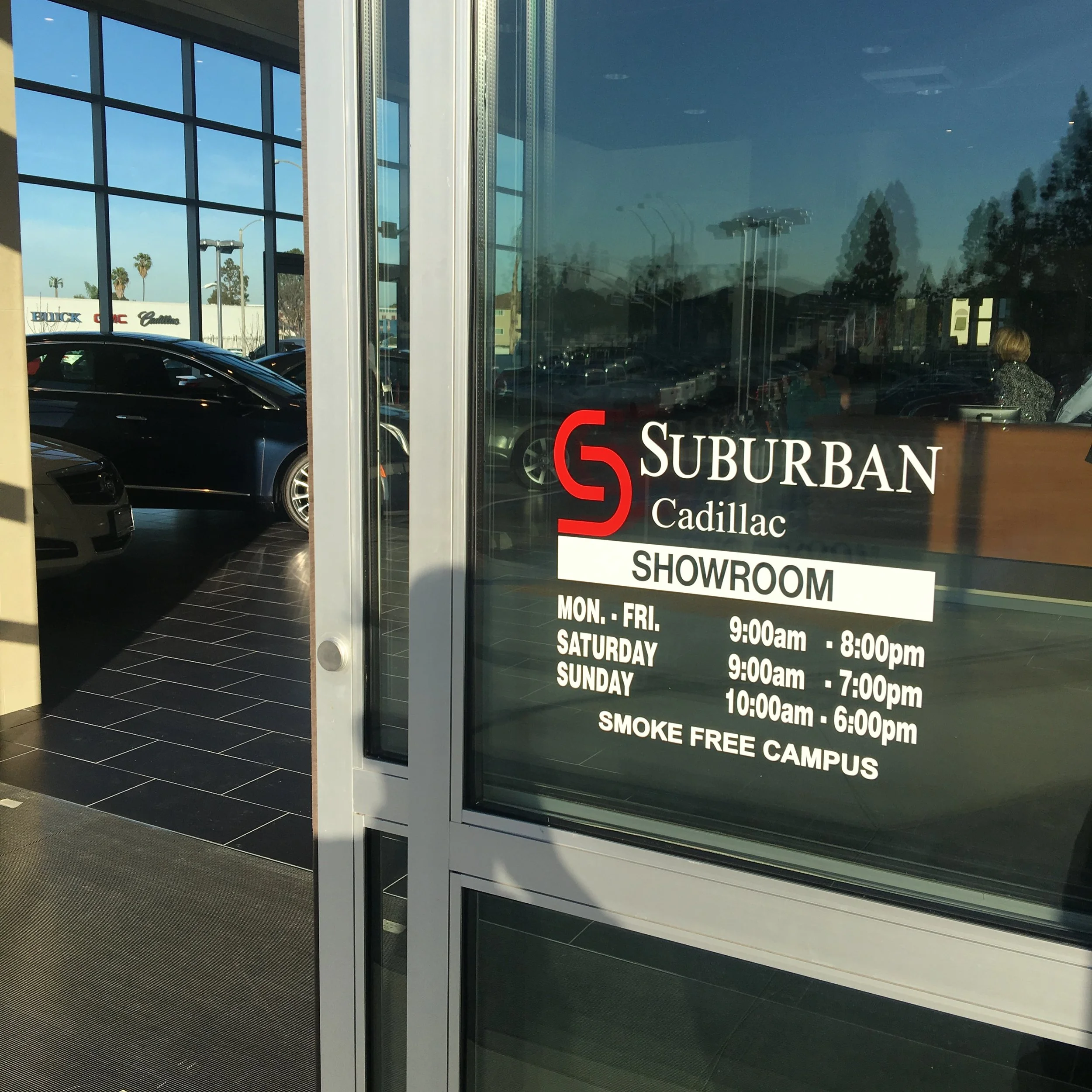 GMC Suburban Arch 4.JPG