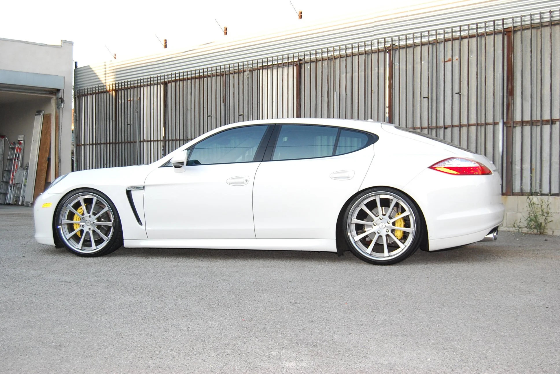 Porsche Panamera 12.JPG
