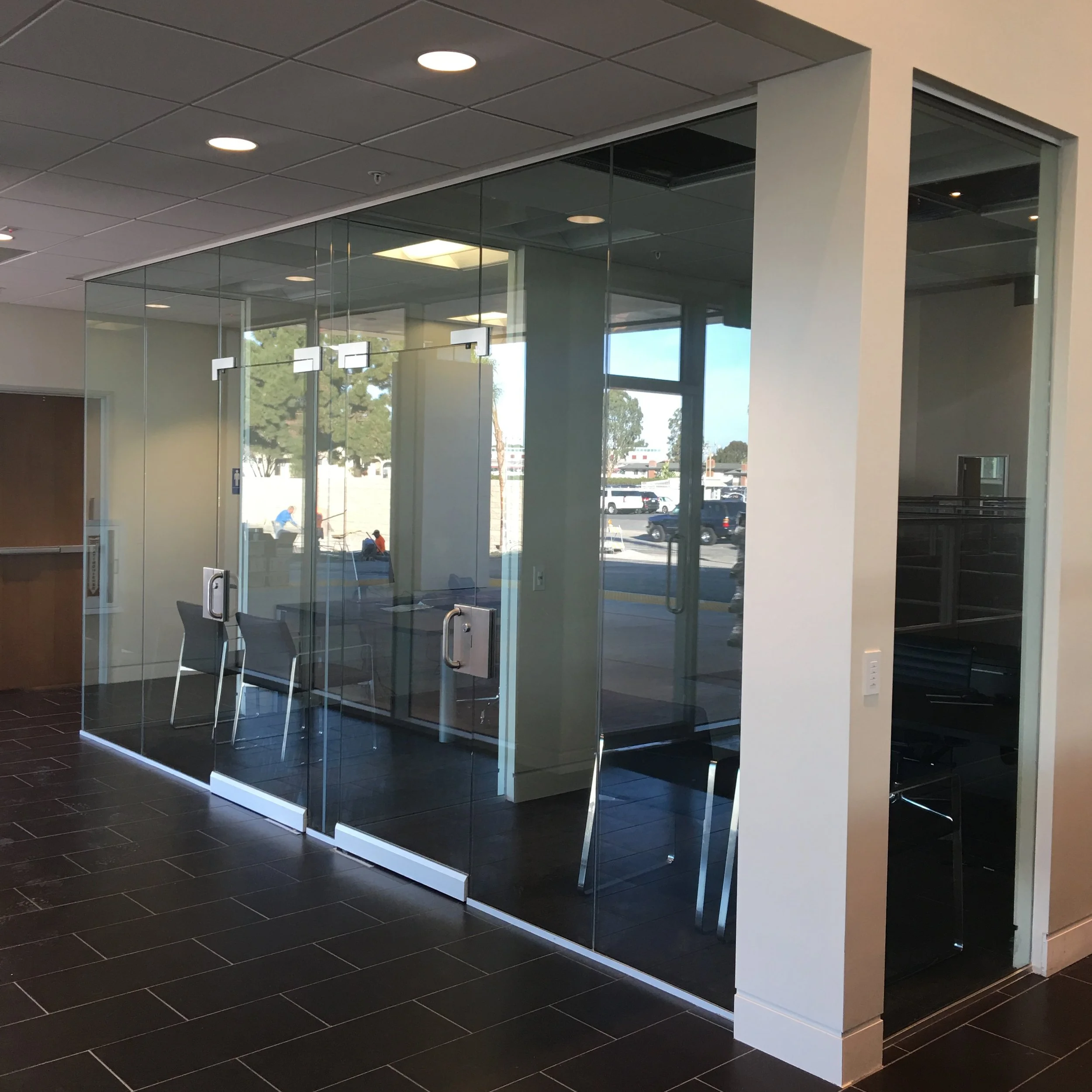 GMC Suburban Deco 16.JPG