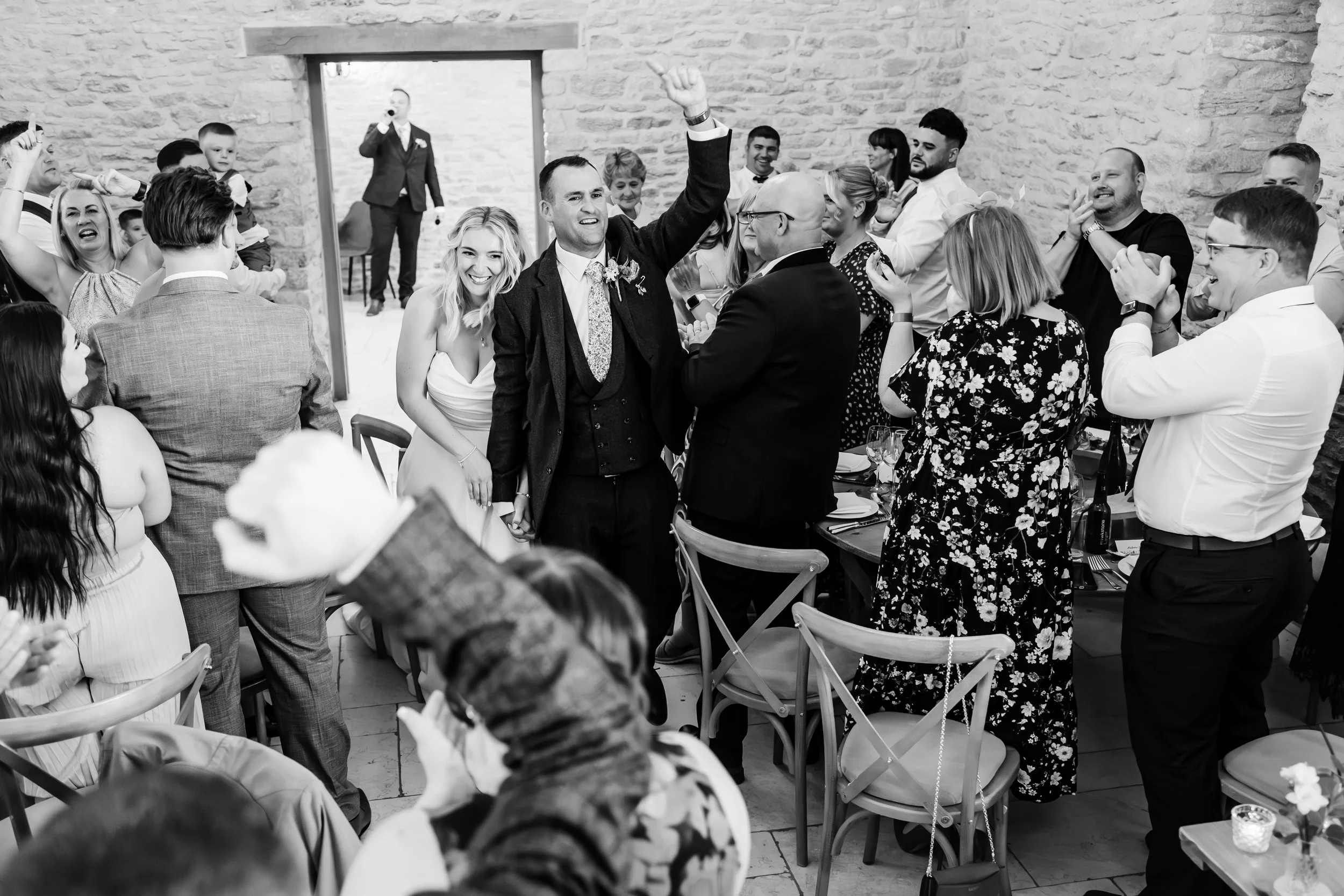 S&A | KINGSCOTE BARN WEDDING PHOTOGRAPHY PREVIEW-41.JPG