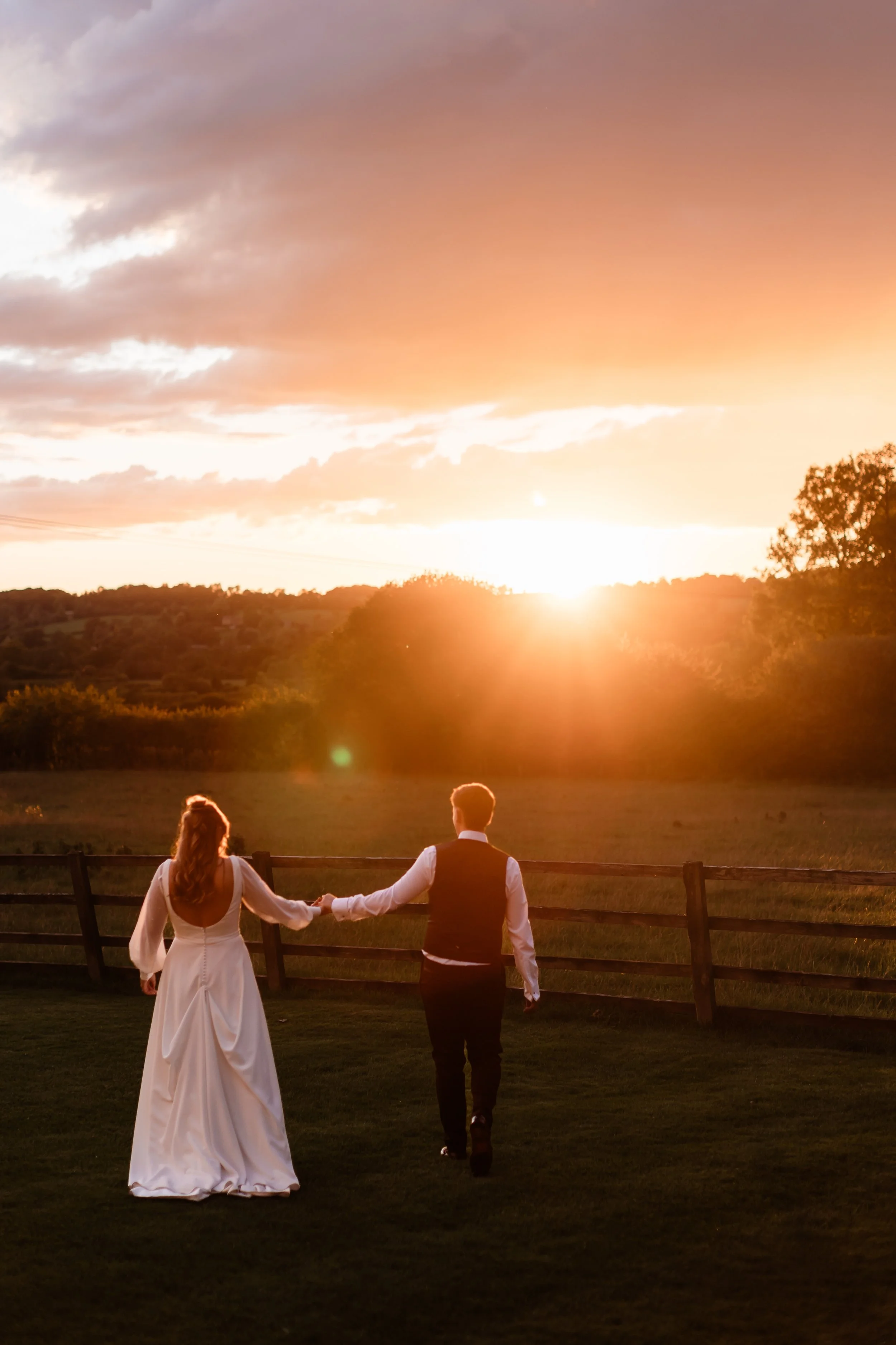 COTSWOLD WEDDING PHOTOGRAPHER-1-5.JPG