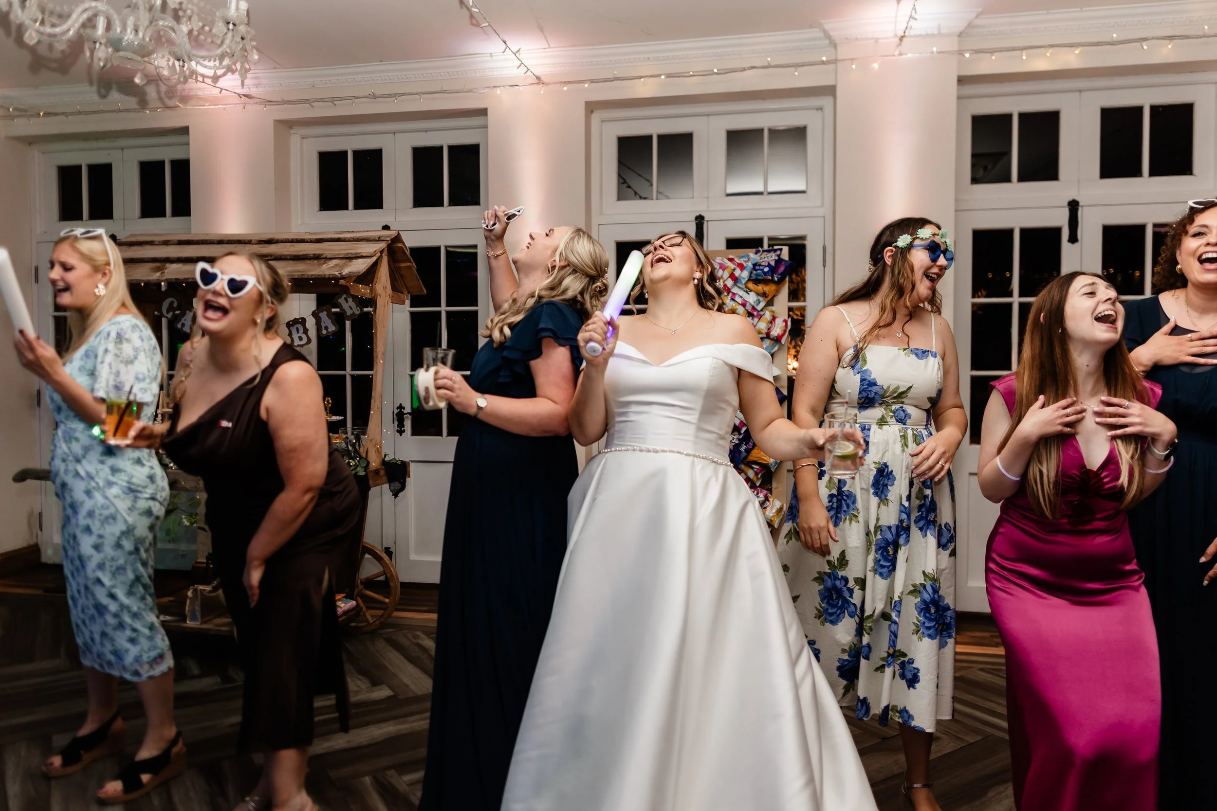 COTSWOLD WEDDING PHOTOGRAPHER-2-6.JPG