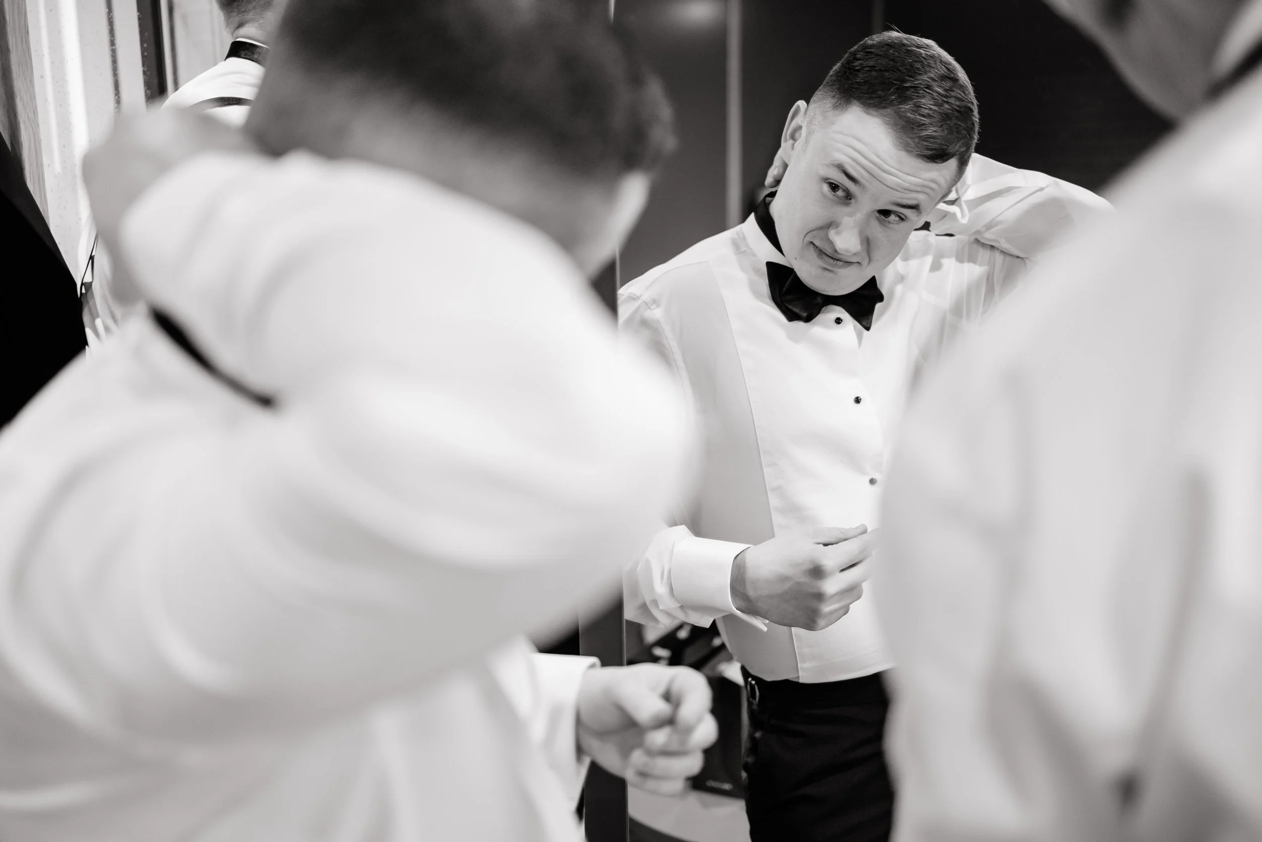 P&E | KINGSCOTE BARN WEDDING PHOTOGRAPHY PREVIEW-5.JPG