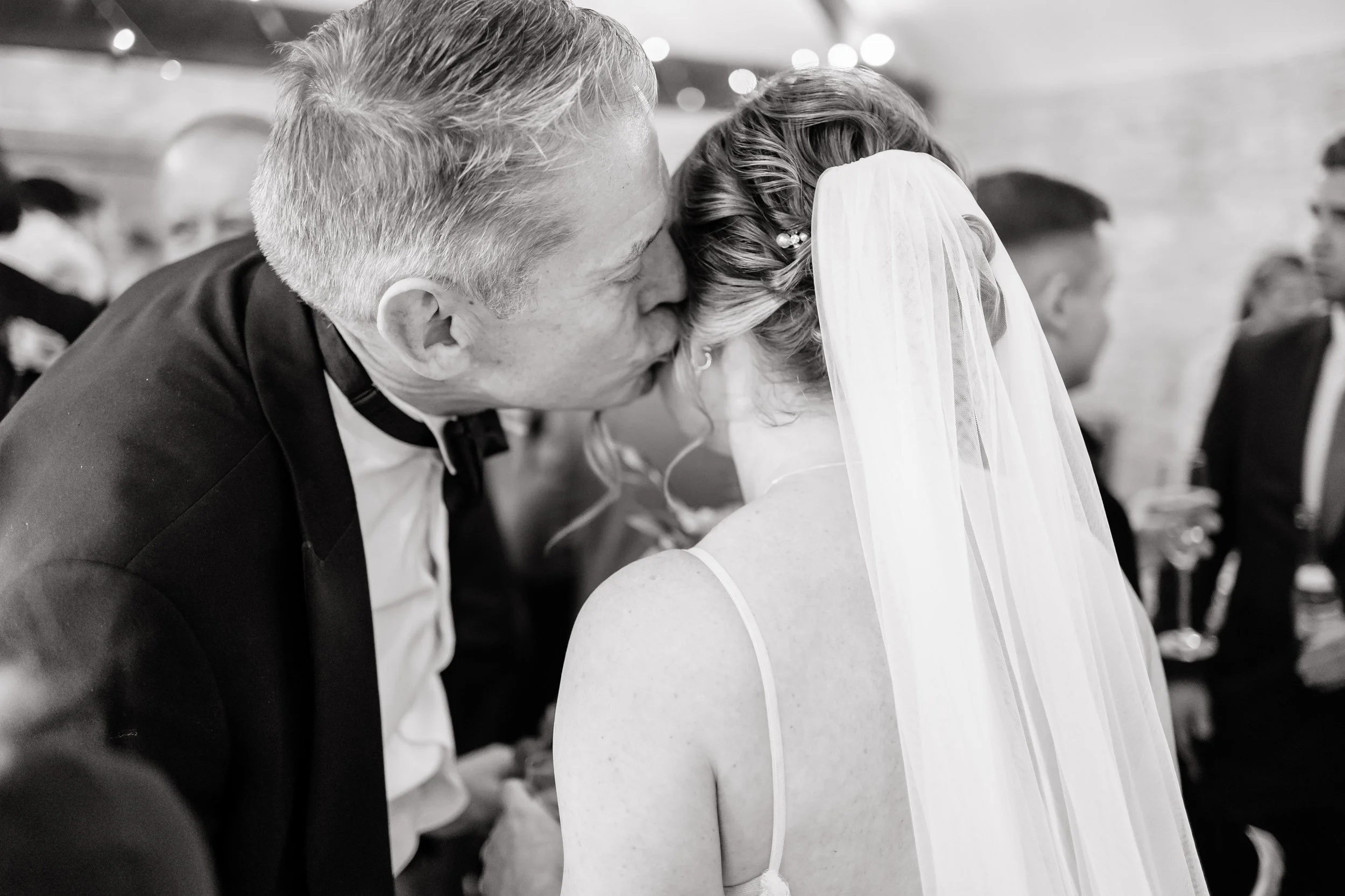 P&E | KINGSCOTE BARN WEDDING PHOTOGRAPHY PREVIEW-37.JPG