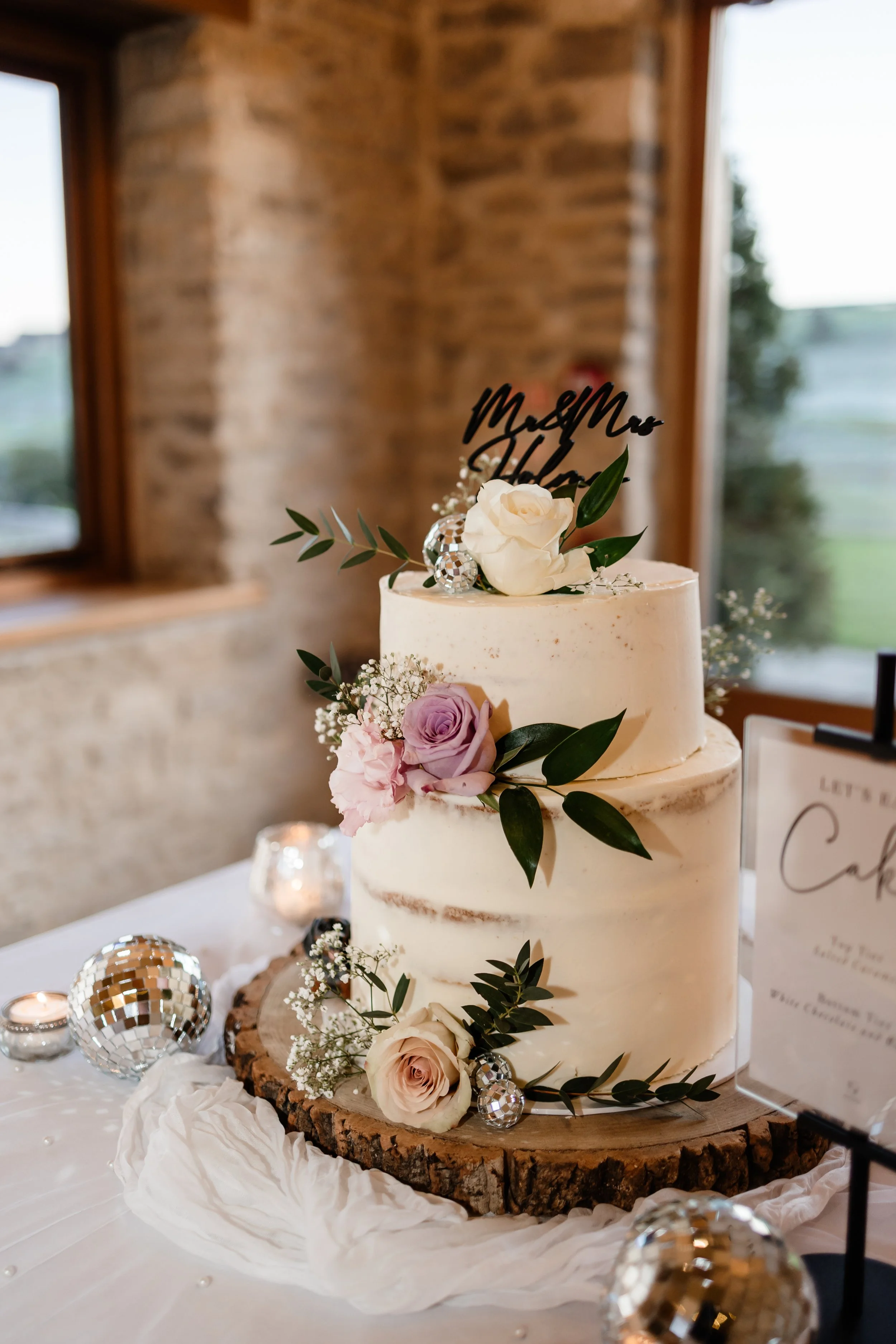 P&E | KINGSCOTE BARN WEDDING PHOTOGRAPHY PREVIEW-63.JPG