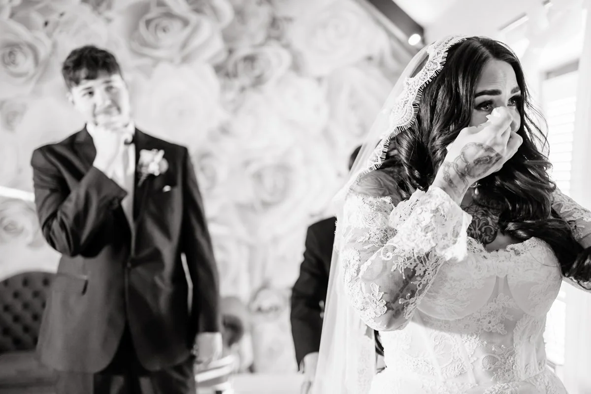 BEST COTSWOLD WEDDING PHOTOGRAPHER-112.JPG