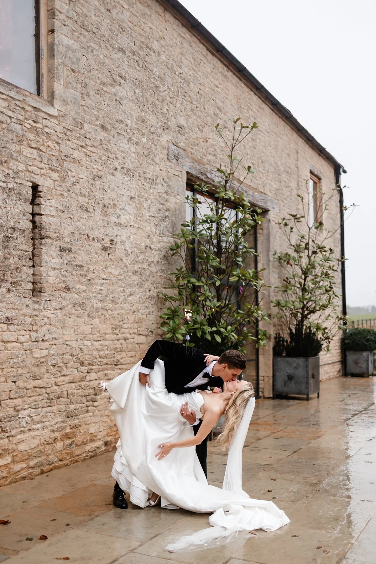 BEST COTSWOLD WEDDING PHOTOGRAPHER-158.JPG