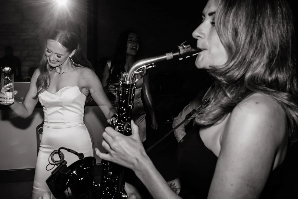 BEST COTSWOLD WEDDING PHOTOGRAPHER-190.JPG