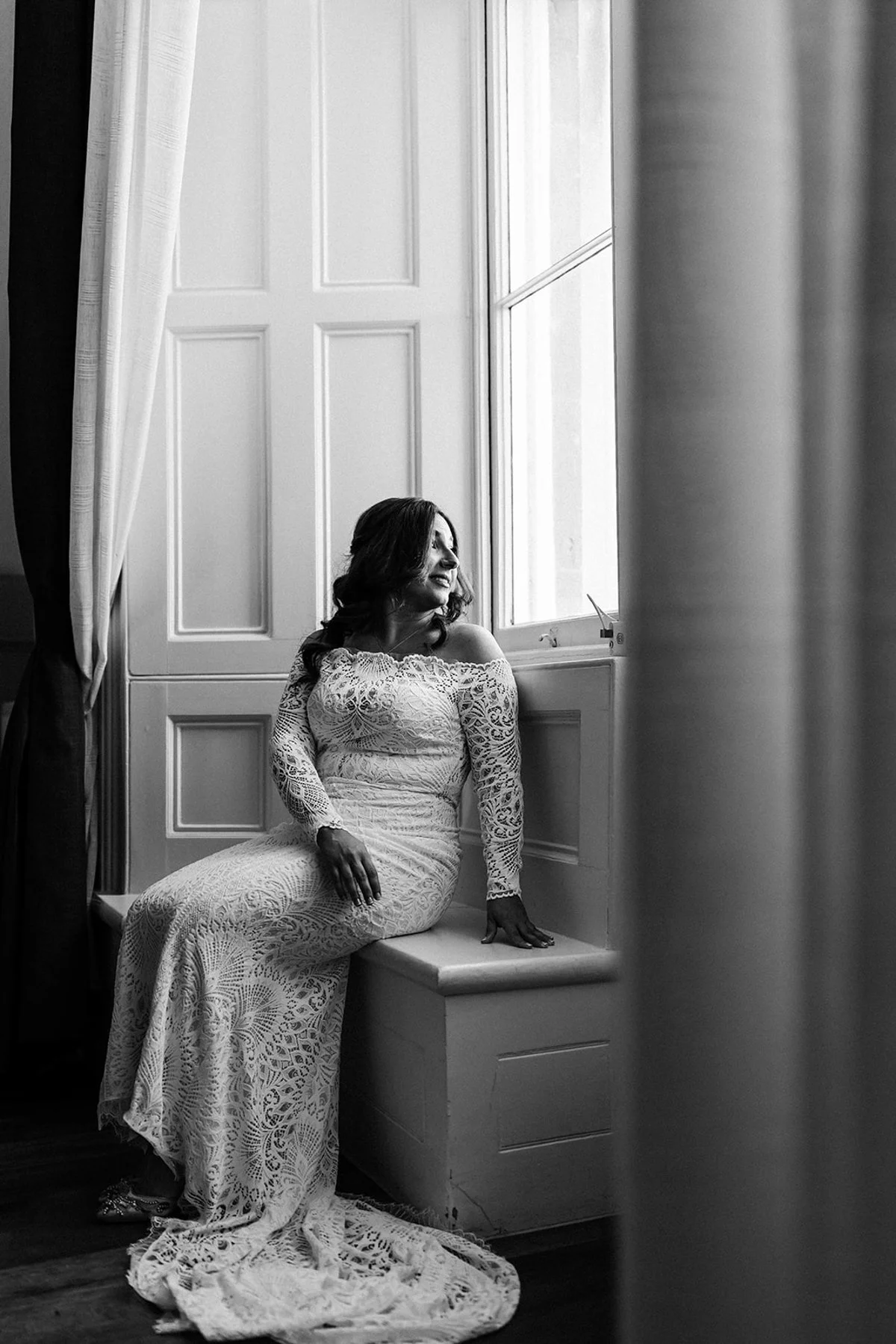 BEST COTSWOLD WEDDING PHOTOGRAPHER-195.JPG