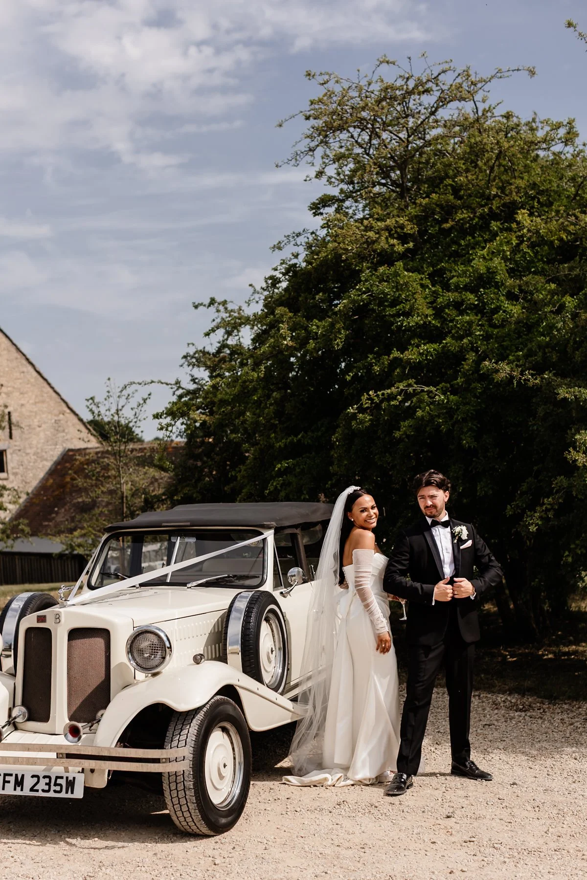 CANDID OLD GORE WEDDING PHOTOGRAPHER-9.JPG