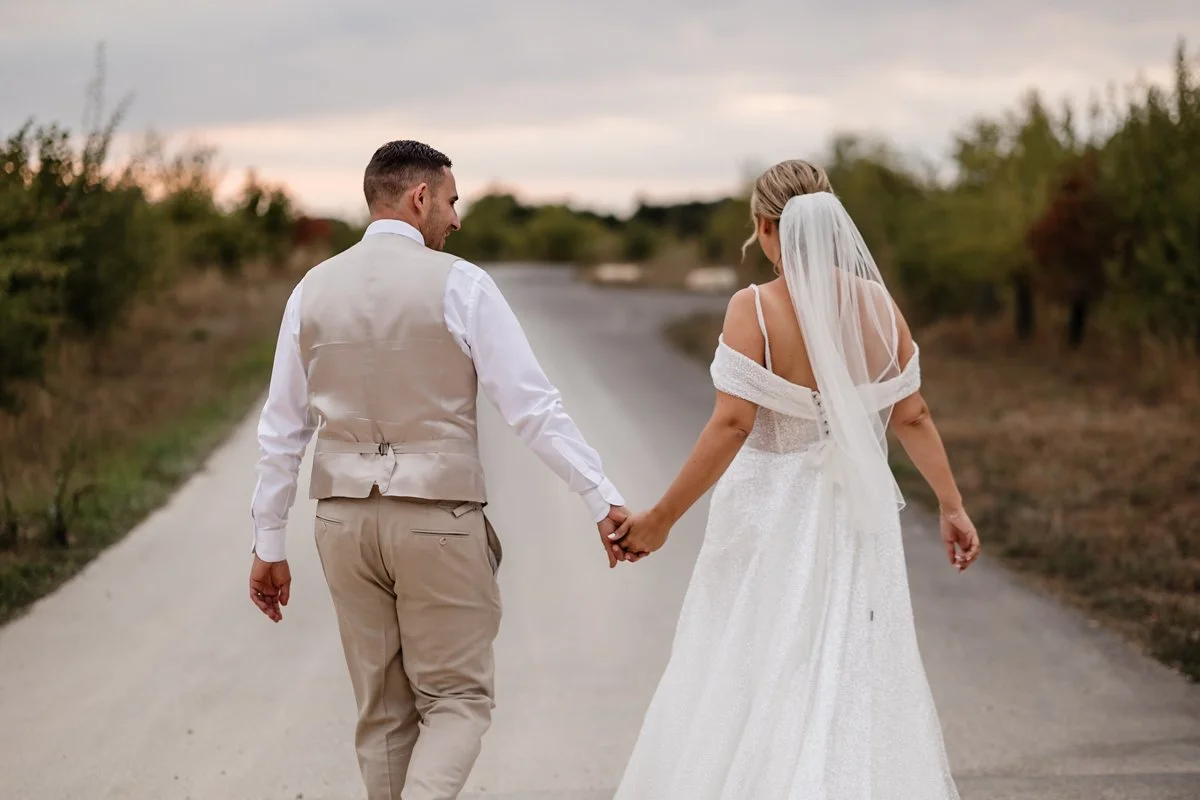 CANDID OLD GORE WEDDING PHOTOGRAPHER-42.JPG