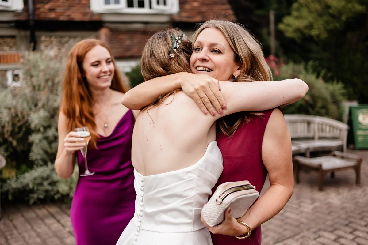 RELAXED CORSWOLD WEDDING PHOTOGRAPHER-20.JPG