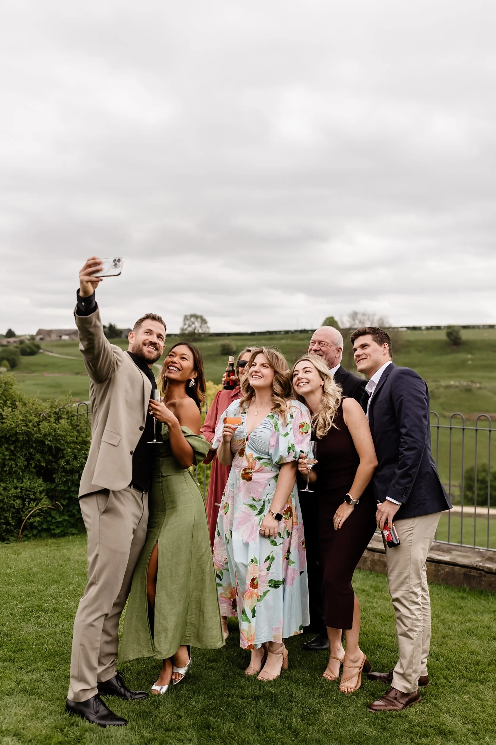 KINGSCOTE BARN WEDDING PHOTOGRAPHER-4.JPG
