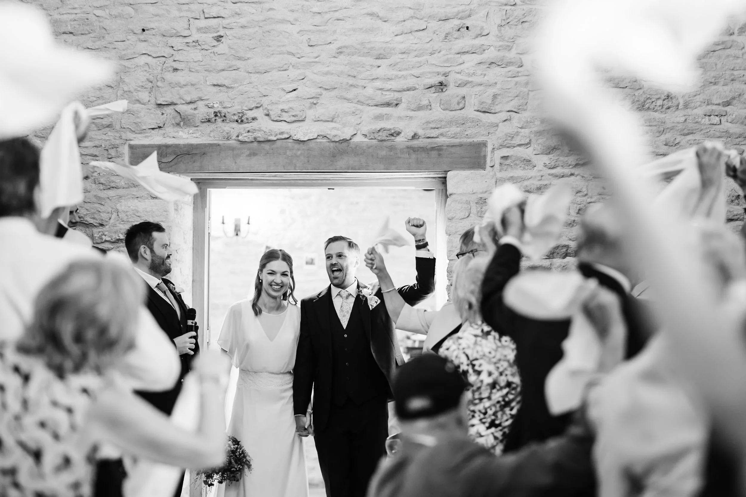 KINGSCOTE BARN WEDDING PHOTOGRAPHER-7.JPG