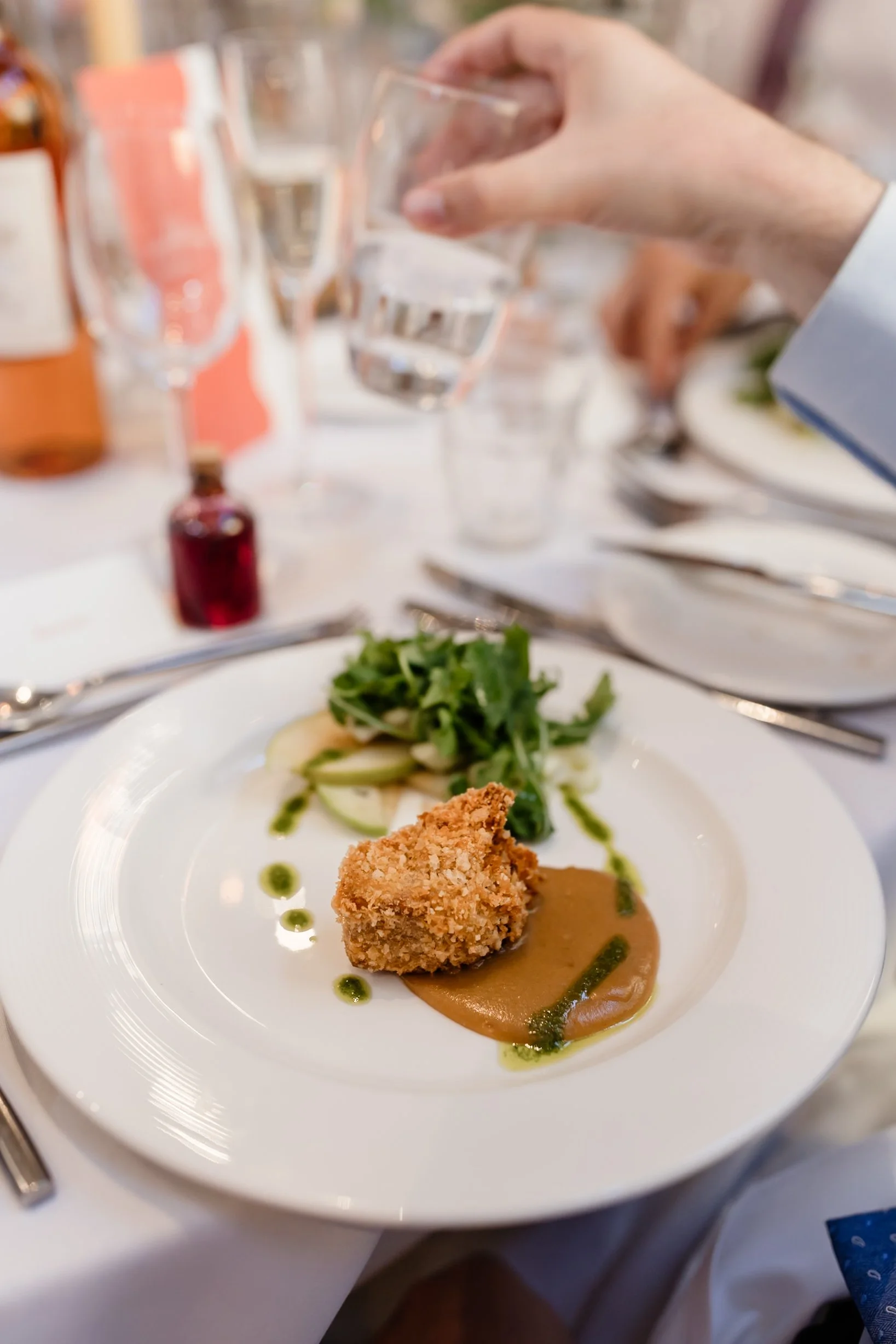 SUMMER WEDDING AT FOLLY FARM-12.JPG