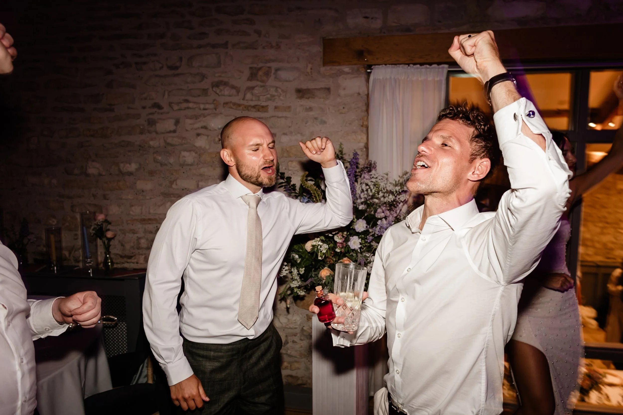 SUMMER WEDDING AT FOLLY FARM-85.JPG