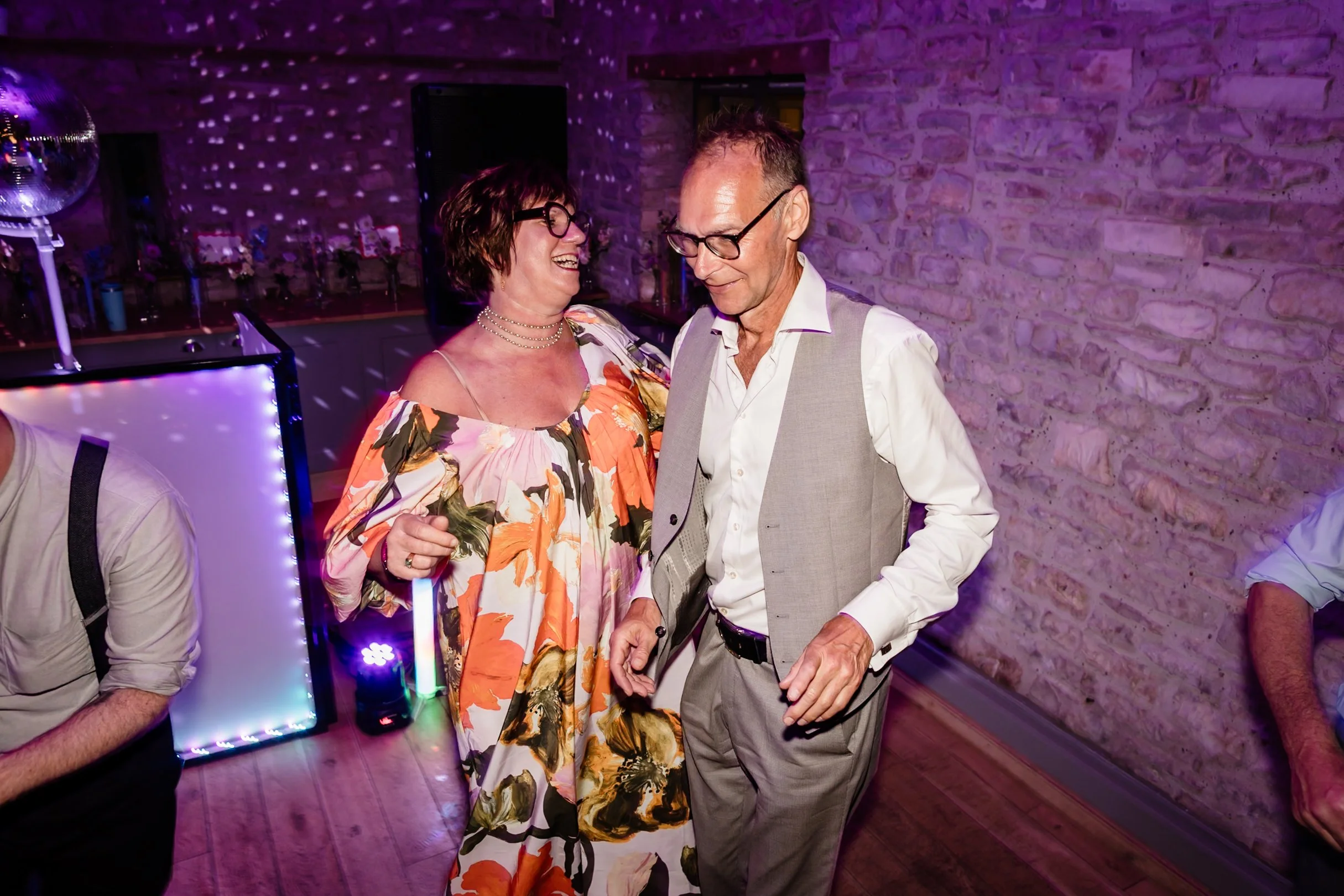 SUMMER WEDDING AT FOLLY FARM-87.JPG
