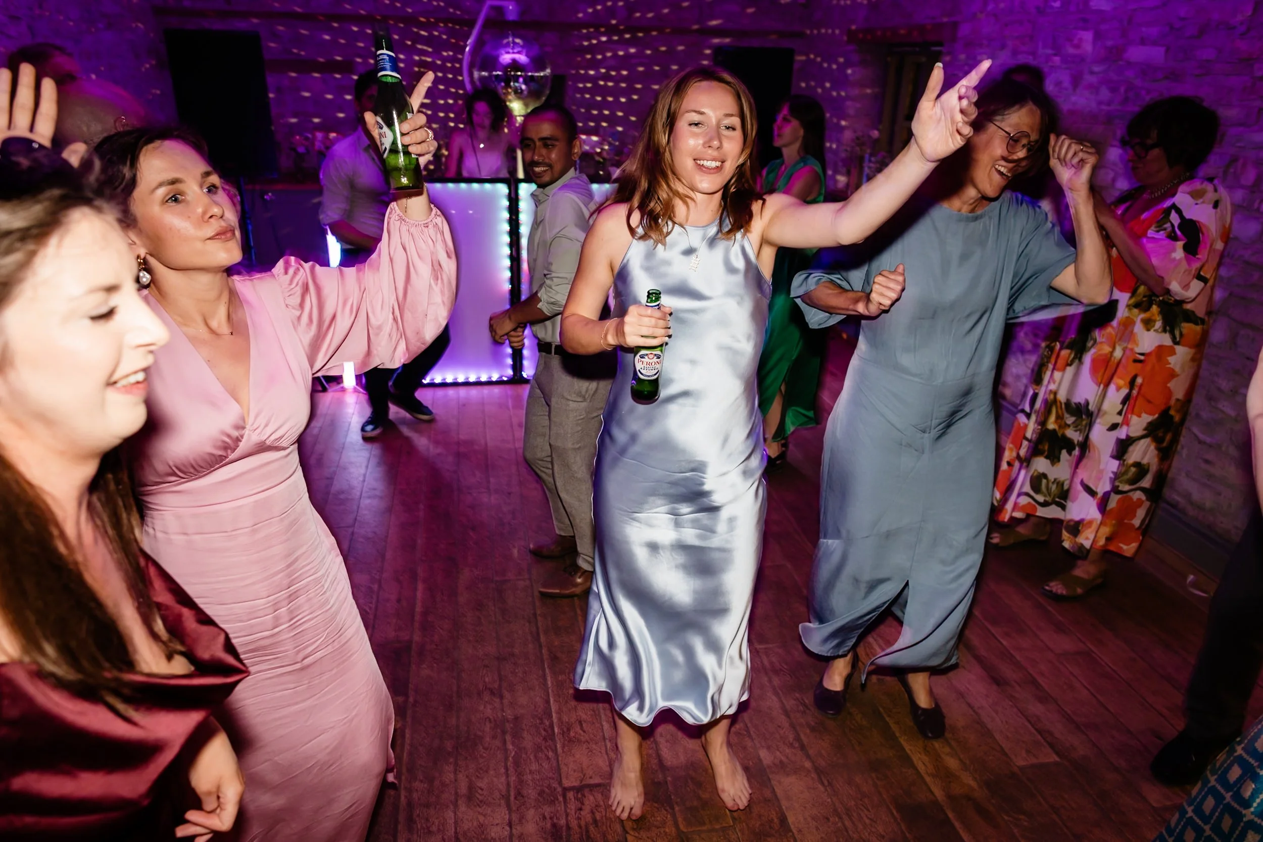 SUMMER WEDDING AT FOLLY FARM-89.JPG