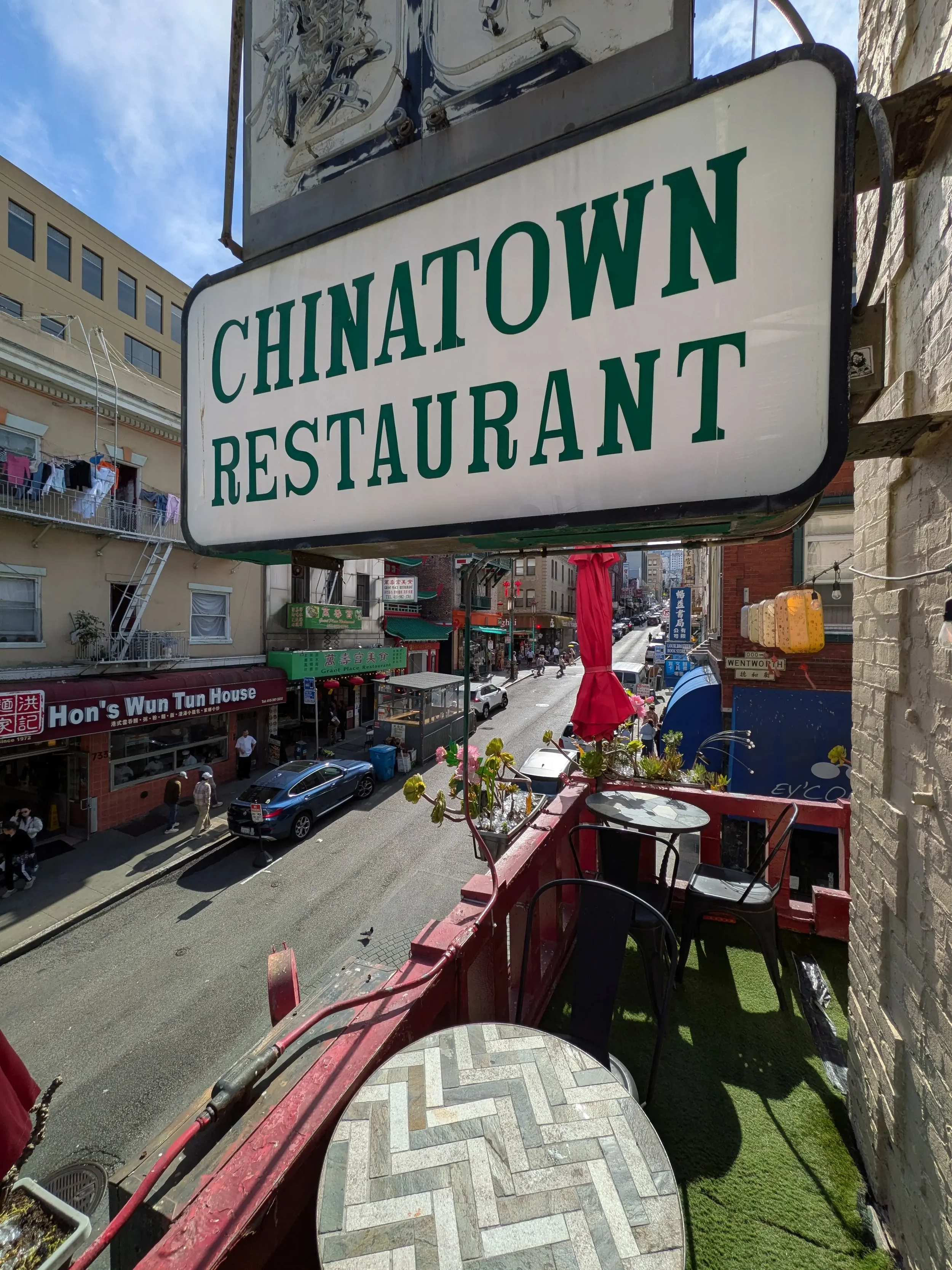 Chinatown Restaurant balcony with al fresco dining.