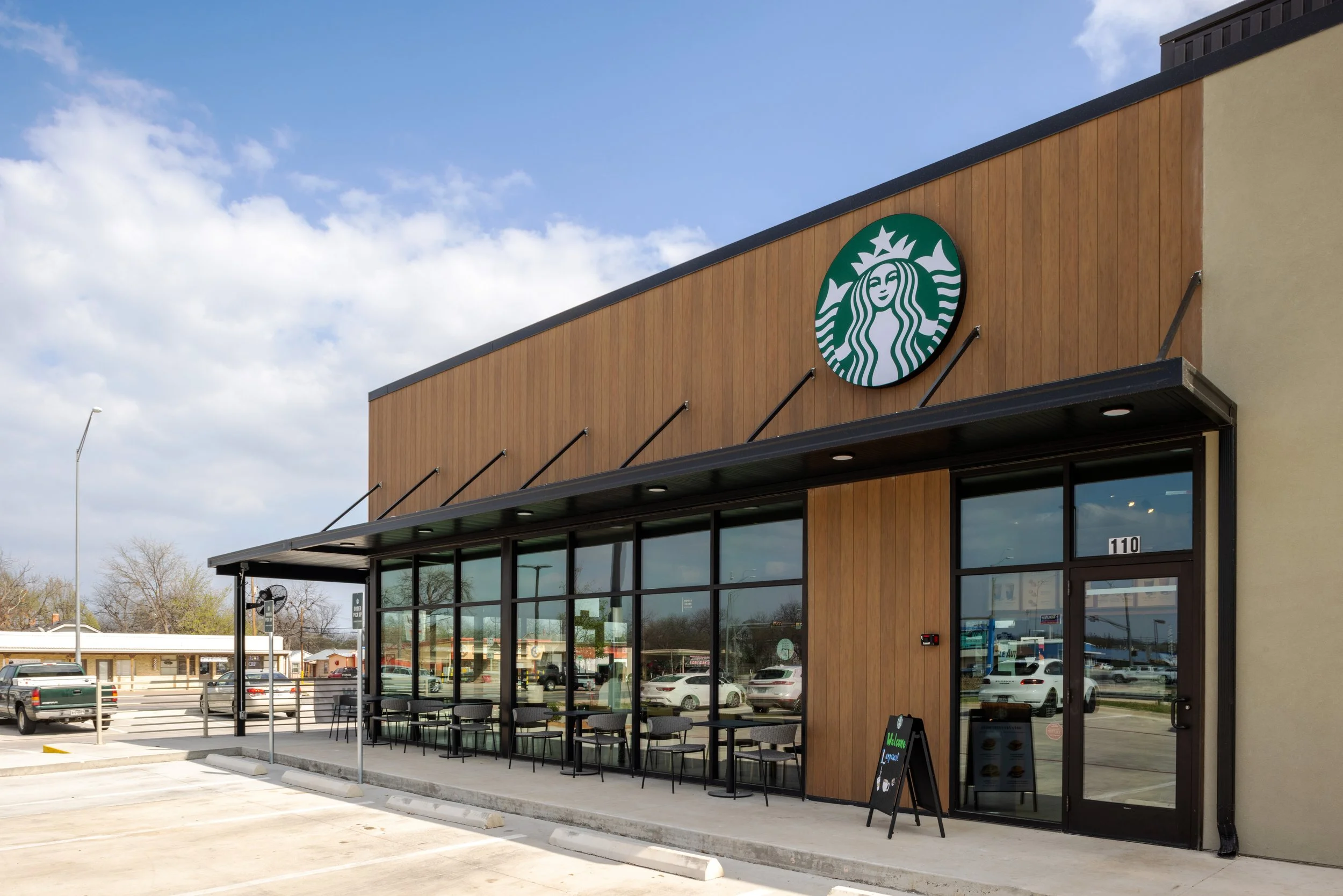 SBUX_Lampasas_curbside.jpg