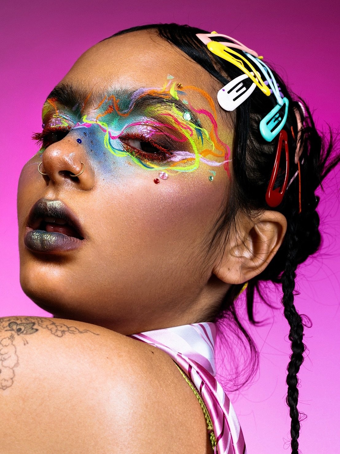 PUZZLED🧩
Model/designer/stylist: @ellajranasinghe /
@ellas_world03
Photographer: @markrichardnorton
photo retouching for these pics： @dyenne_makeup 
Hair &amp; make-up: @dyenne_makeup
Art direction: @jan_dazz
Assisting: @creepymoco &amp;@nadim_kurim