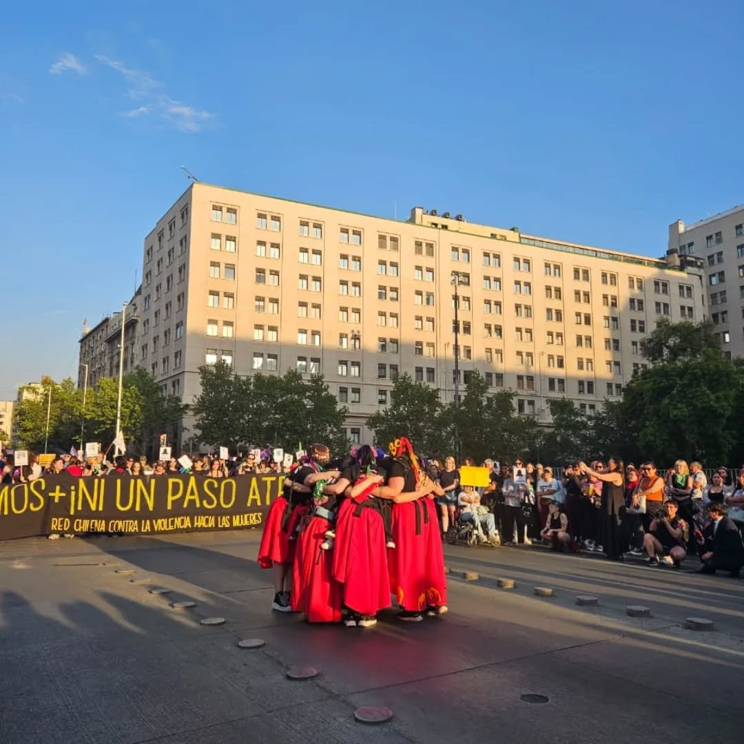 Ayer #25N volvimos a encontrarnos en las calles: para hacer memoria, denunciar todas las formas de violencia y reafirmar que nuestra lucha es colectiva y sigue viva.

A no retroceder ning&uacute;n paso marchado 👊🏻👊🏻🔥

Gracias a todas las agrupac
