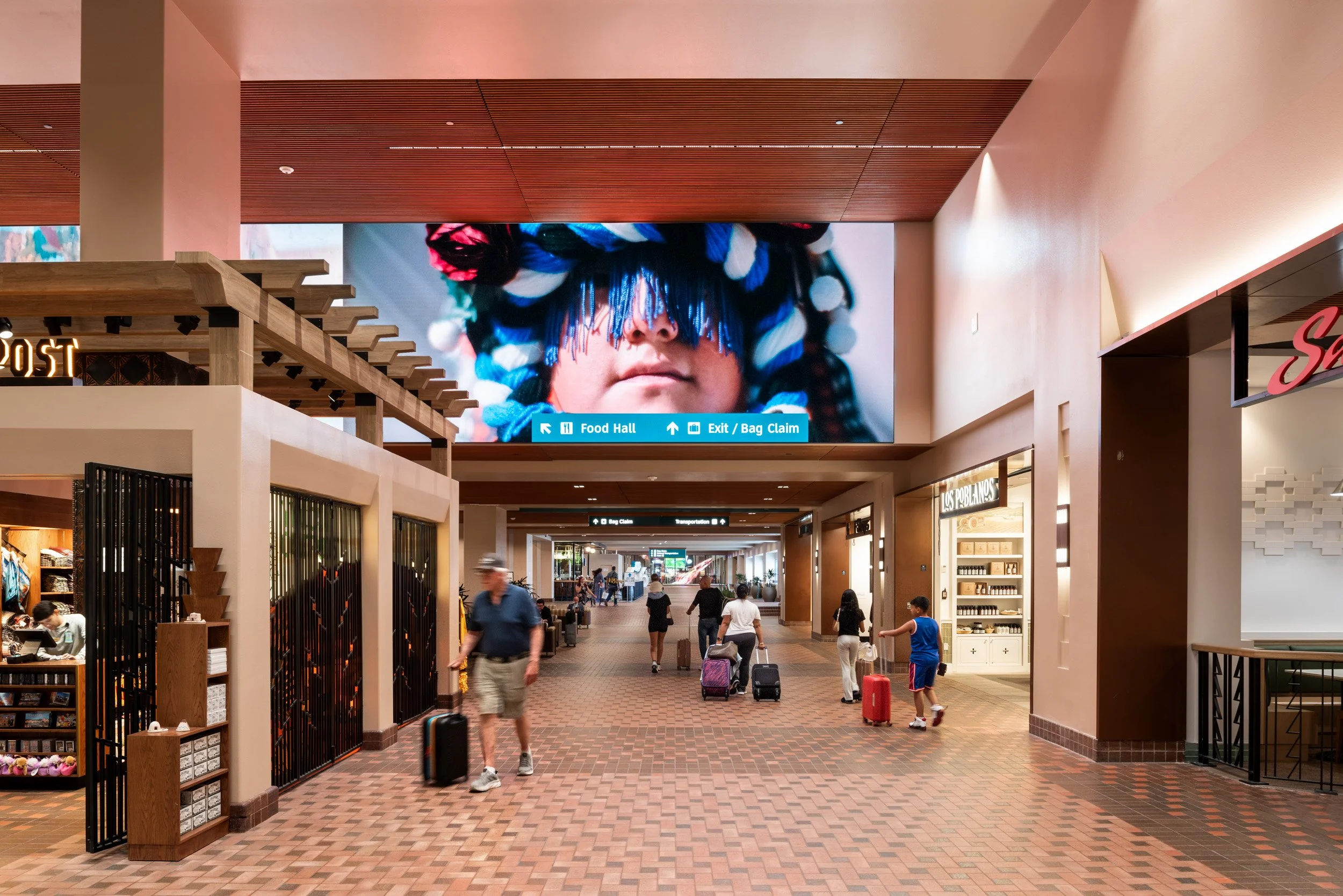Art-Ross-arthurrossphoto-ABQ-Sunport-New-Mexico-Airport-2.jpg