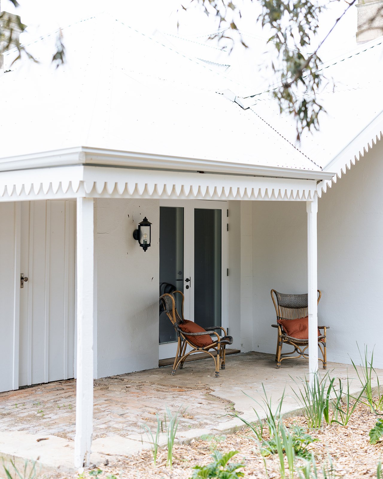 Darwin Suite outdoor setting